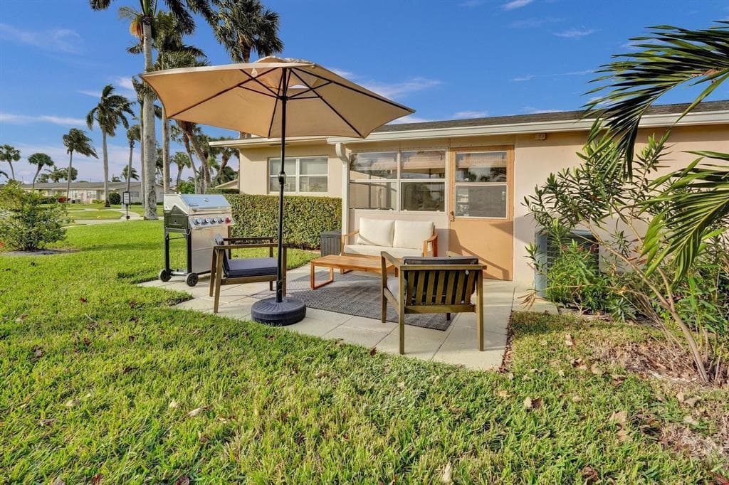 2592 E Dudley Dr Drive E A, West Palm Beach, FL 33415 — photo 2 of 58