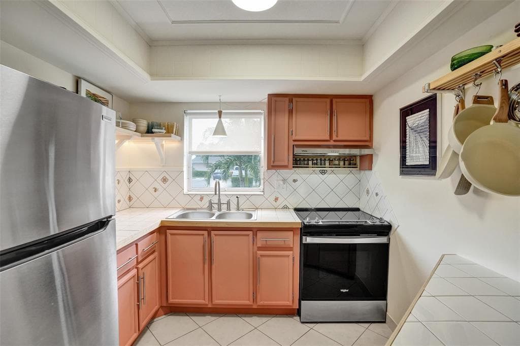 2592 E Dudley Dr Drive E A, West Palm Beach, FL 33415 — photo 4 of 58