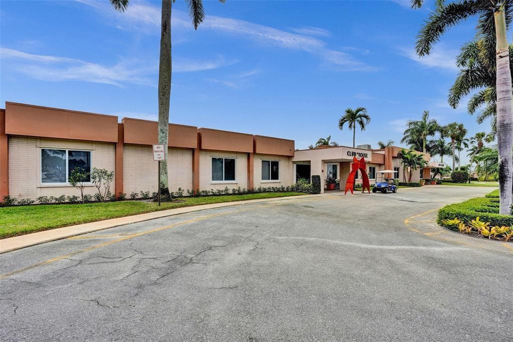2592 E Dudley Dr Drive E A, West Palm Beach, FL 33415 — photo 54 of 58