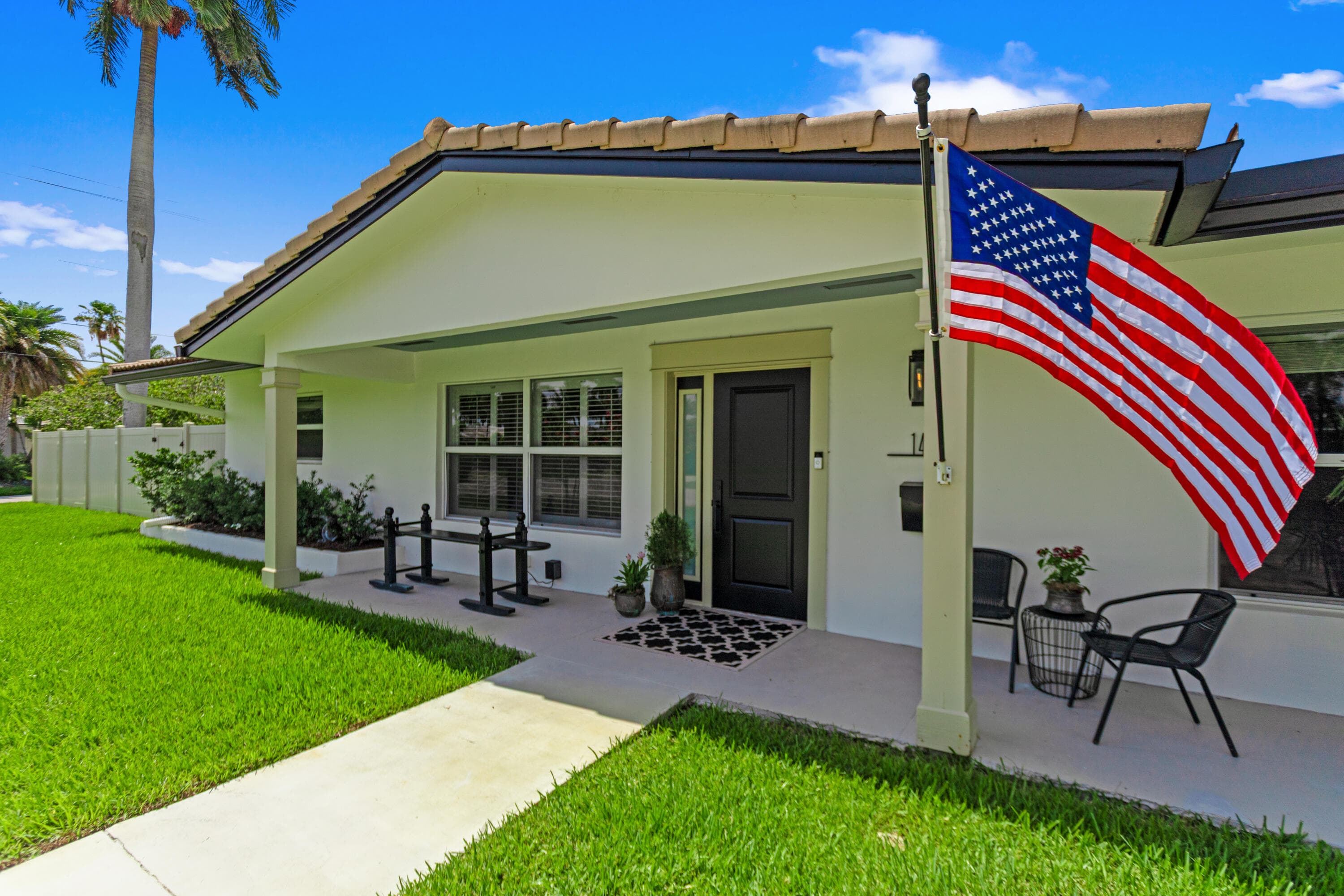 1420 NE 42nd Court, Oakland Park, FL 33334 — photo 4 of 37