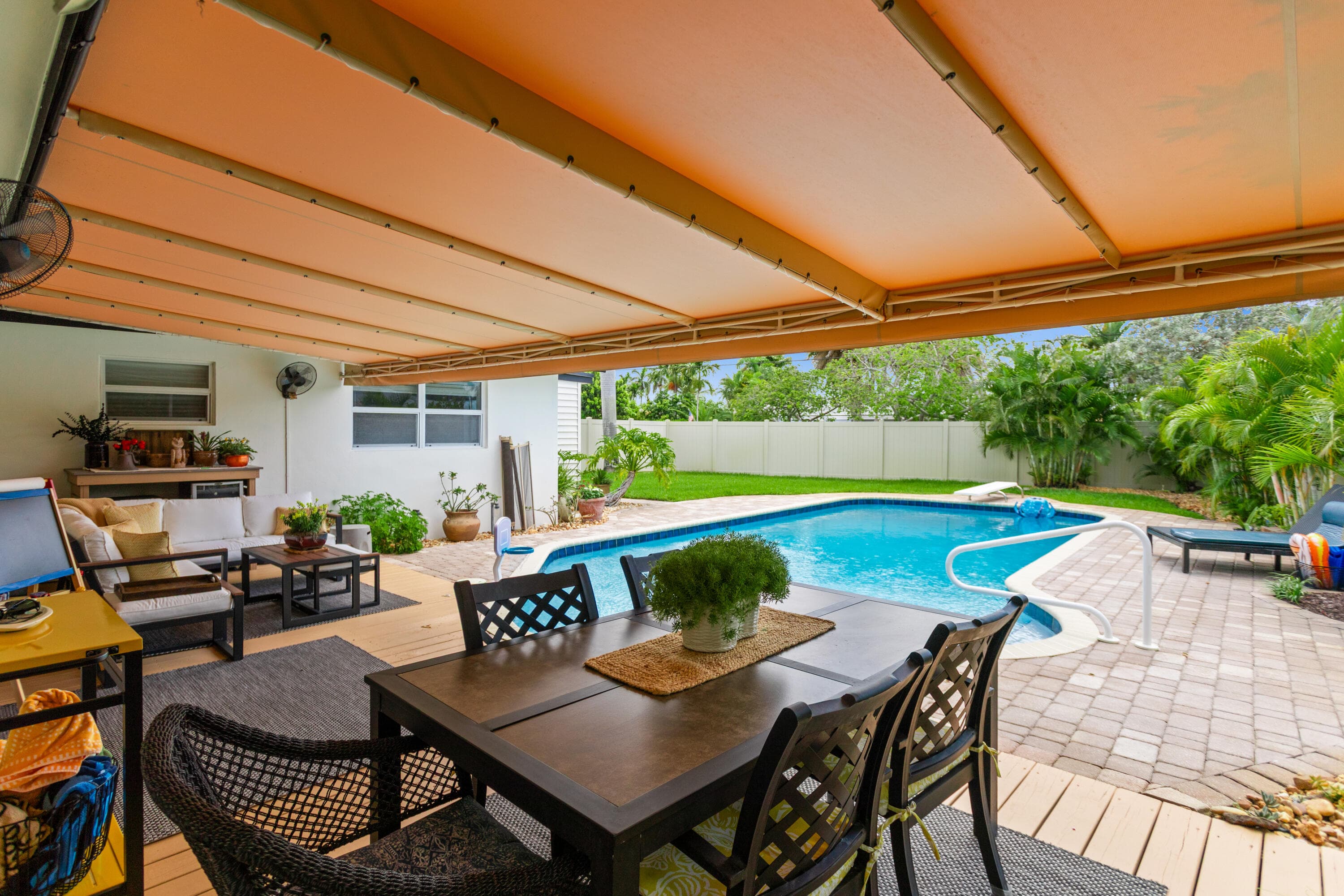 1420 NE 42nd Court, Oakland Park, FL 33334 — photo 27 of 37