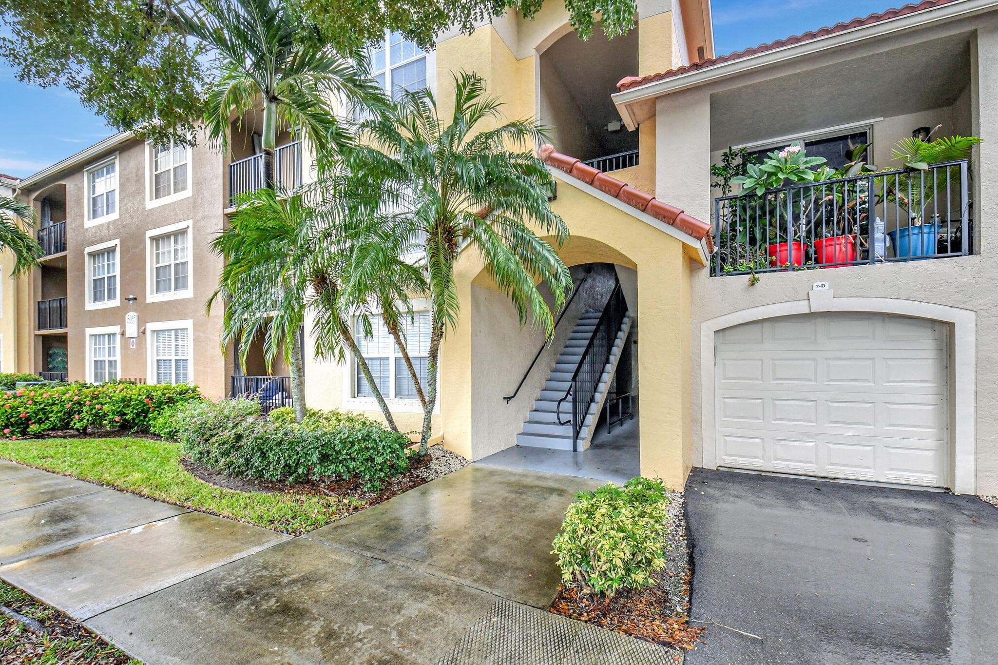 15065 Michelangelo Boulevard 305, Delray Beach, FL 33446 — photo 1 of 37