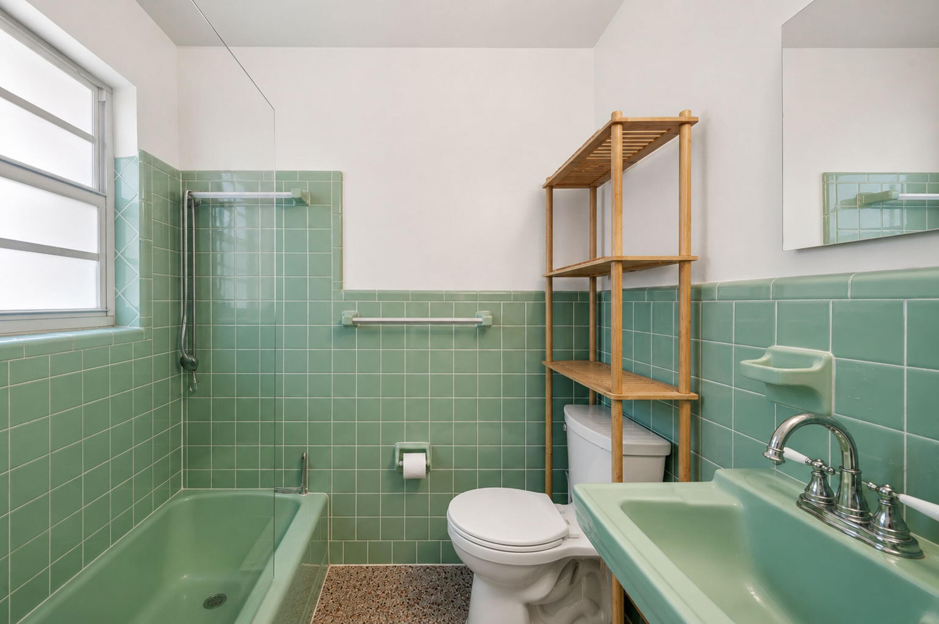 430 N K Street, Lake Worth Beach, FL 33460 — photo 14 of 31