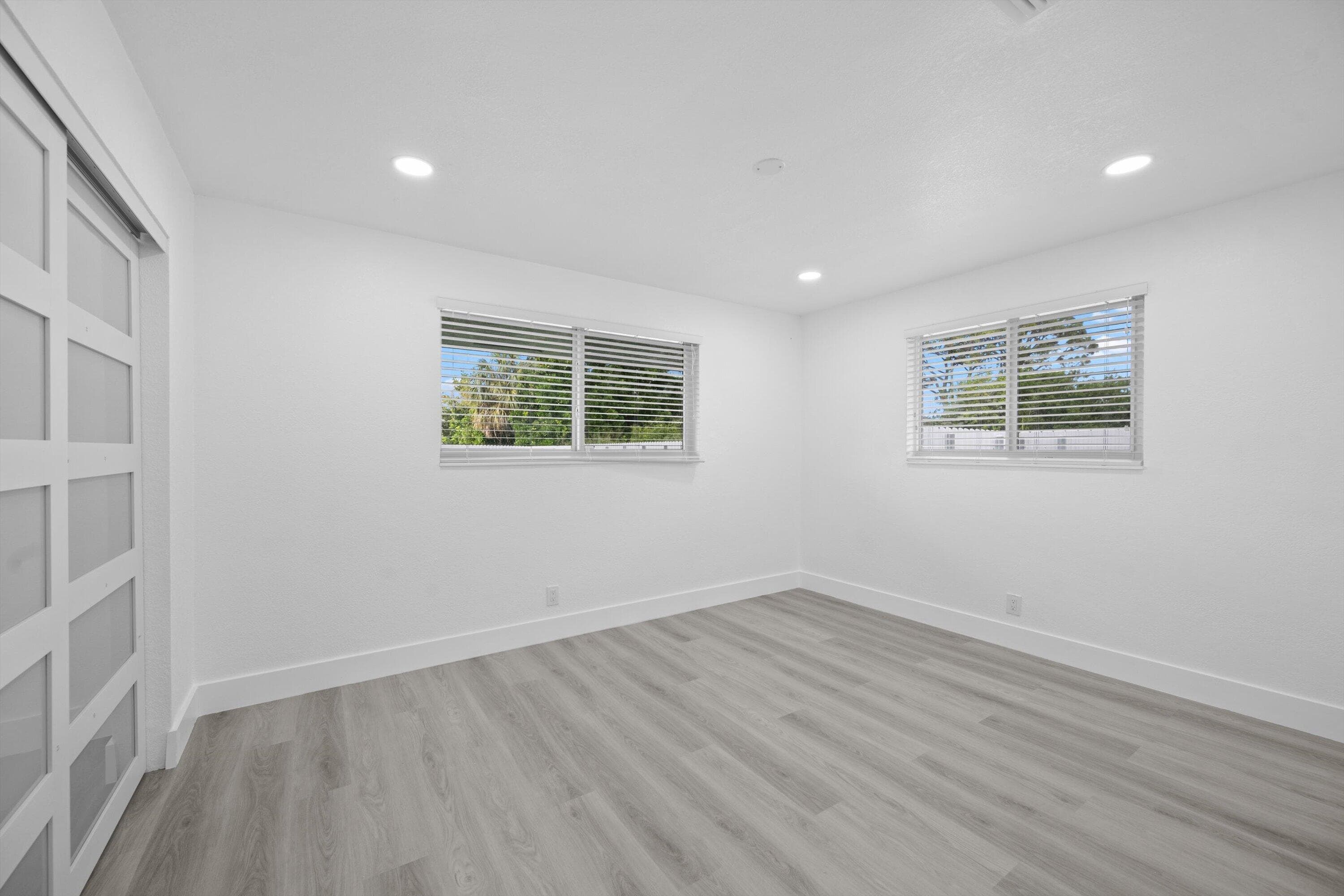 2785 N Reo Lane N 3, Palm Springs, FL 33461 — photo 11 of 18