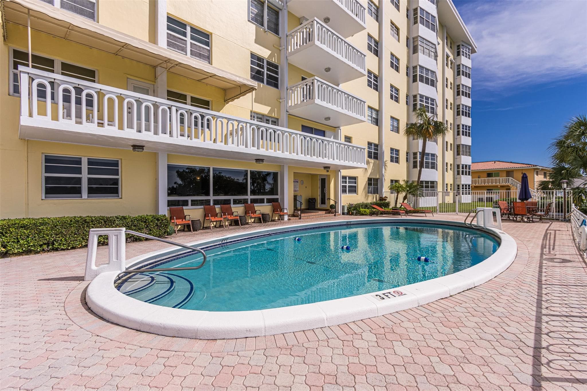 2500 NE 48th Lane 609, Fort Lauderdale, FL 33308 — photo 8 of 34