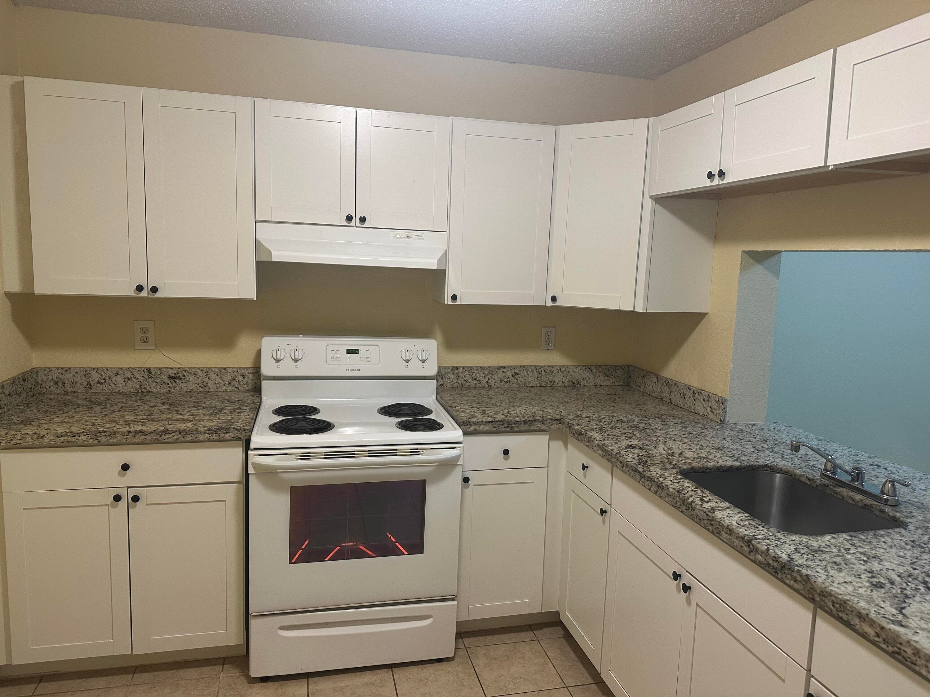 6031 N 10th Ave Avenue N 219, Greenacres, FL 33463 — photo 4 of 12