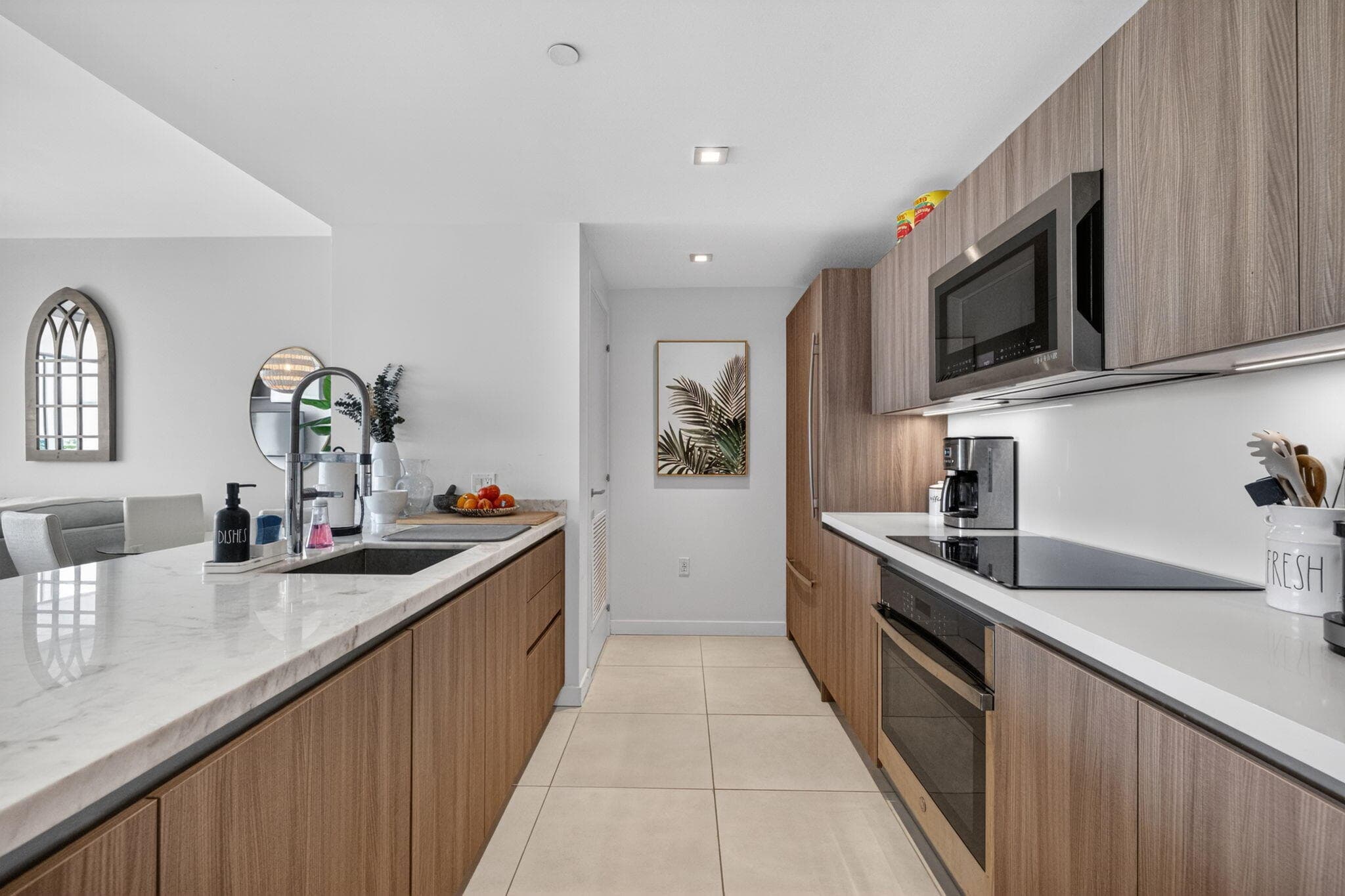 401 N Birch Road 714, Fort Lauderdale, FL 33304 — photo 3 of 36