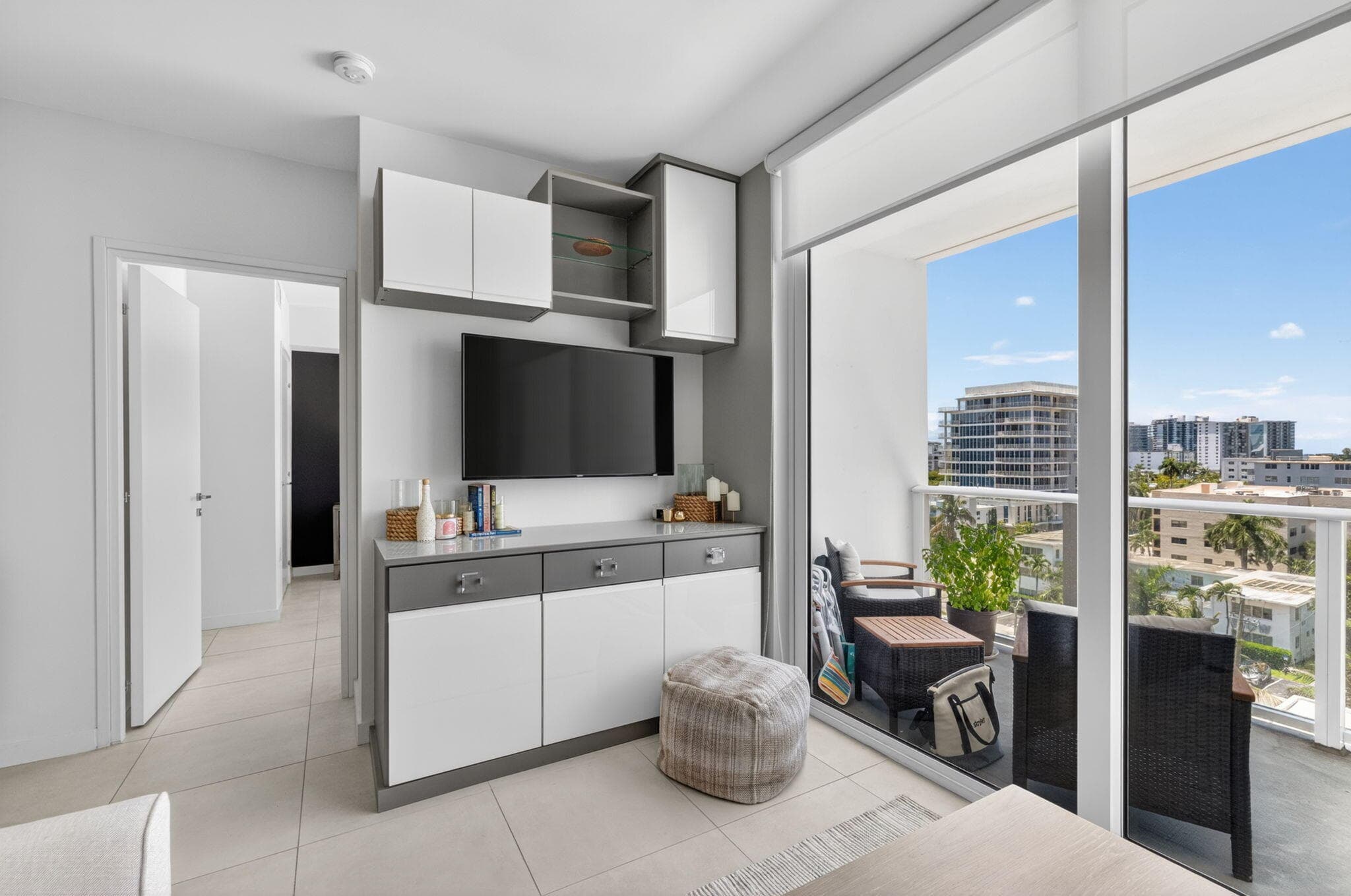 401 N Birch Road 714, Fort Lauderdale, FL 33304 — photo 9 of 36