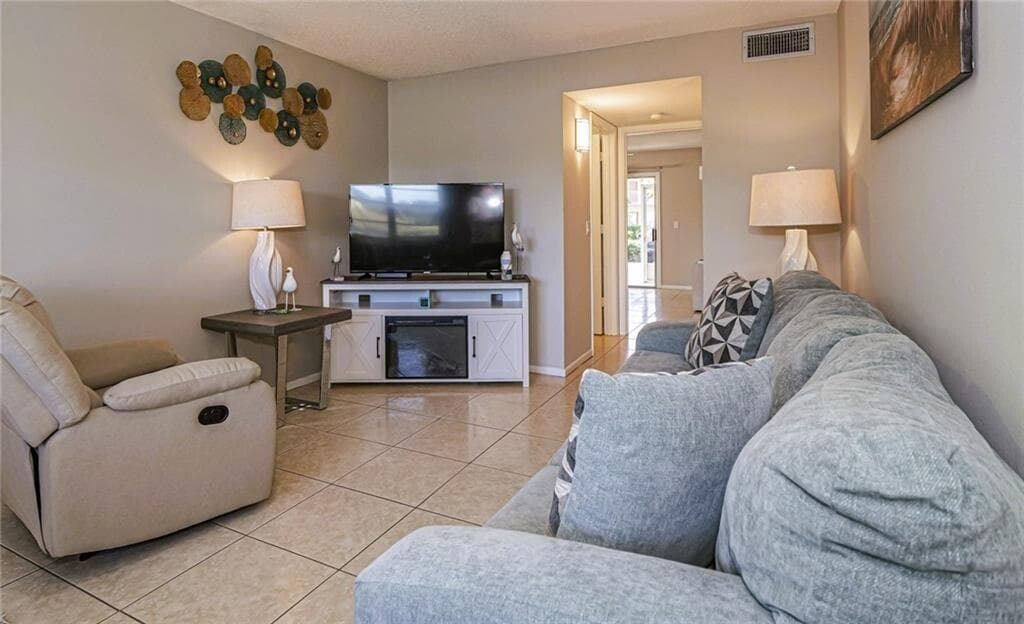 36 Vista Gardens Trail 103, Vero Beach, FL 32962 — photo 7 of 36
