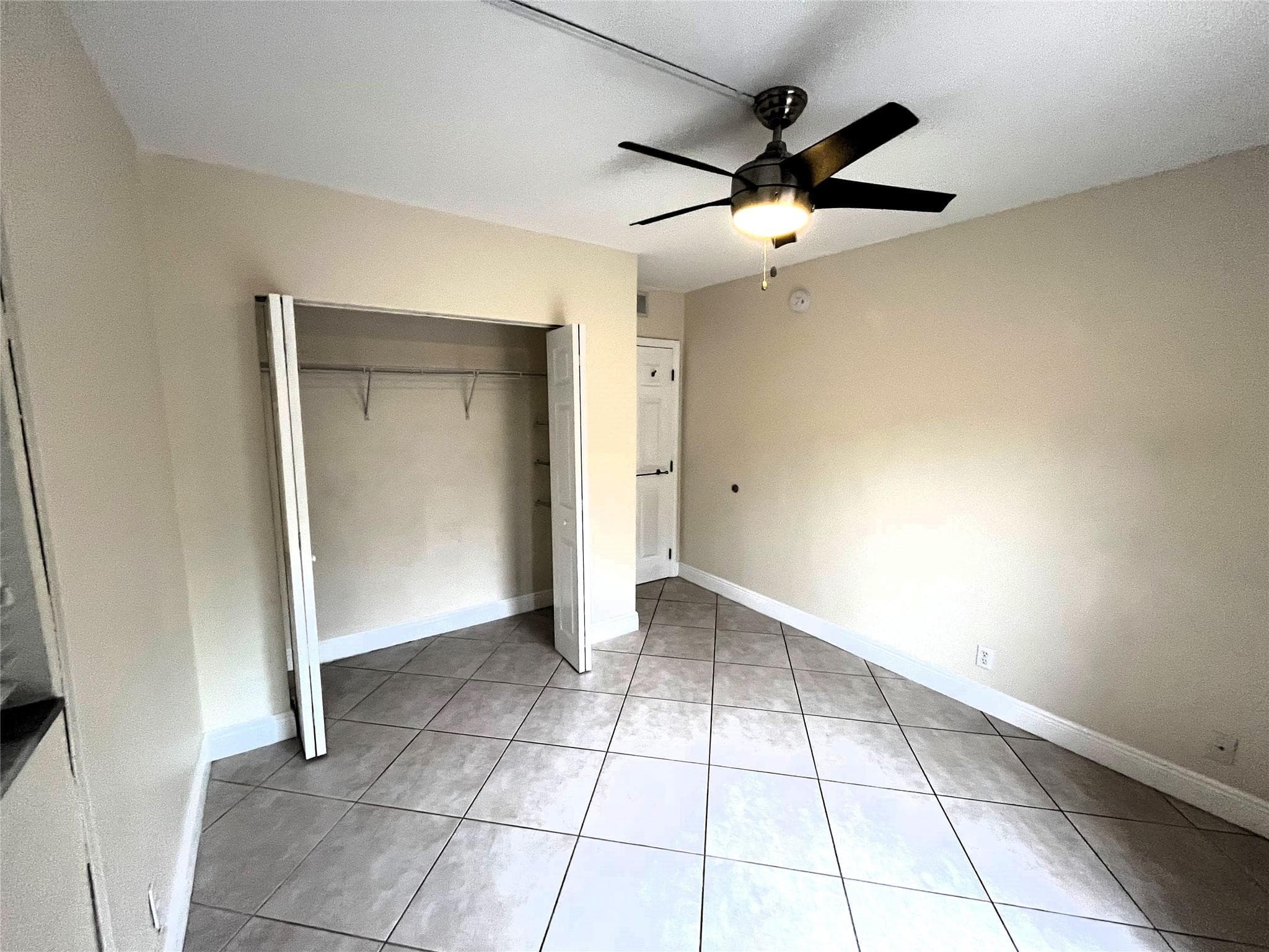 1460 NE 18th Street 104, Fort Lauderdale, FL 33305 — photo 42 of 71
