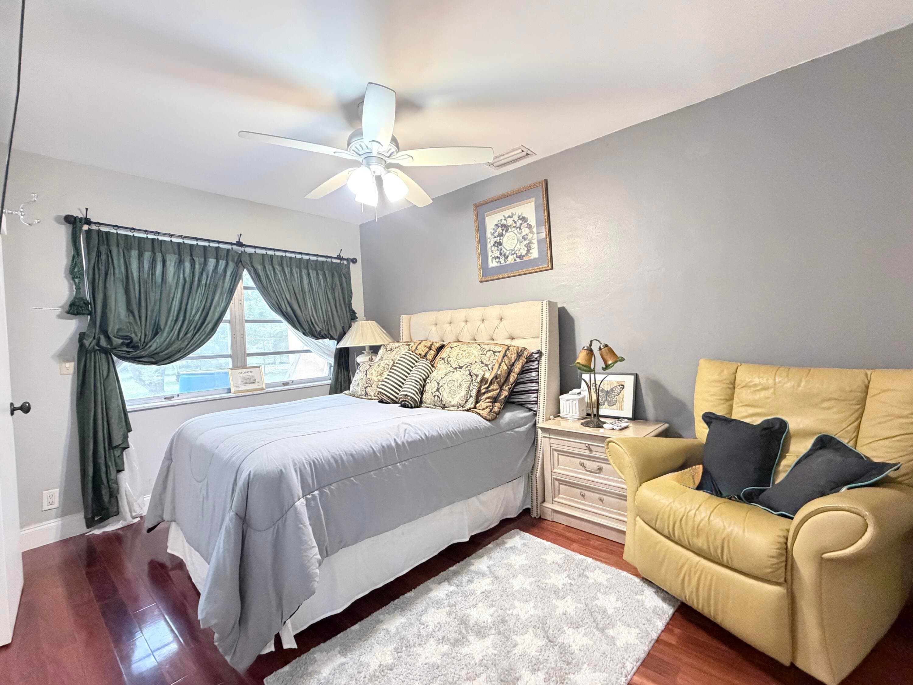 Single Family Residence in Tamarac — photo 10 of 21