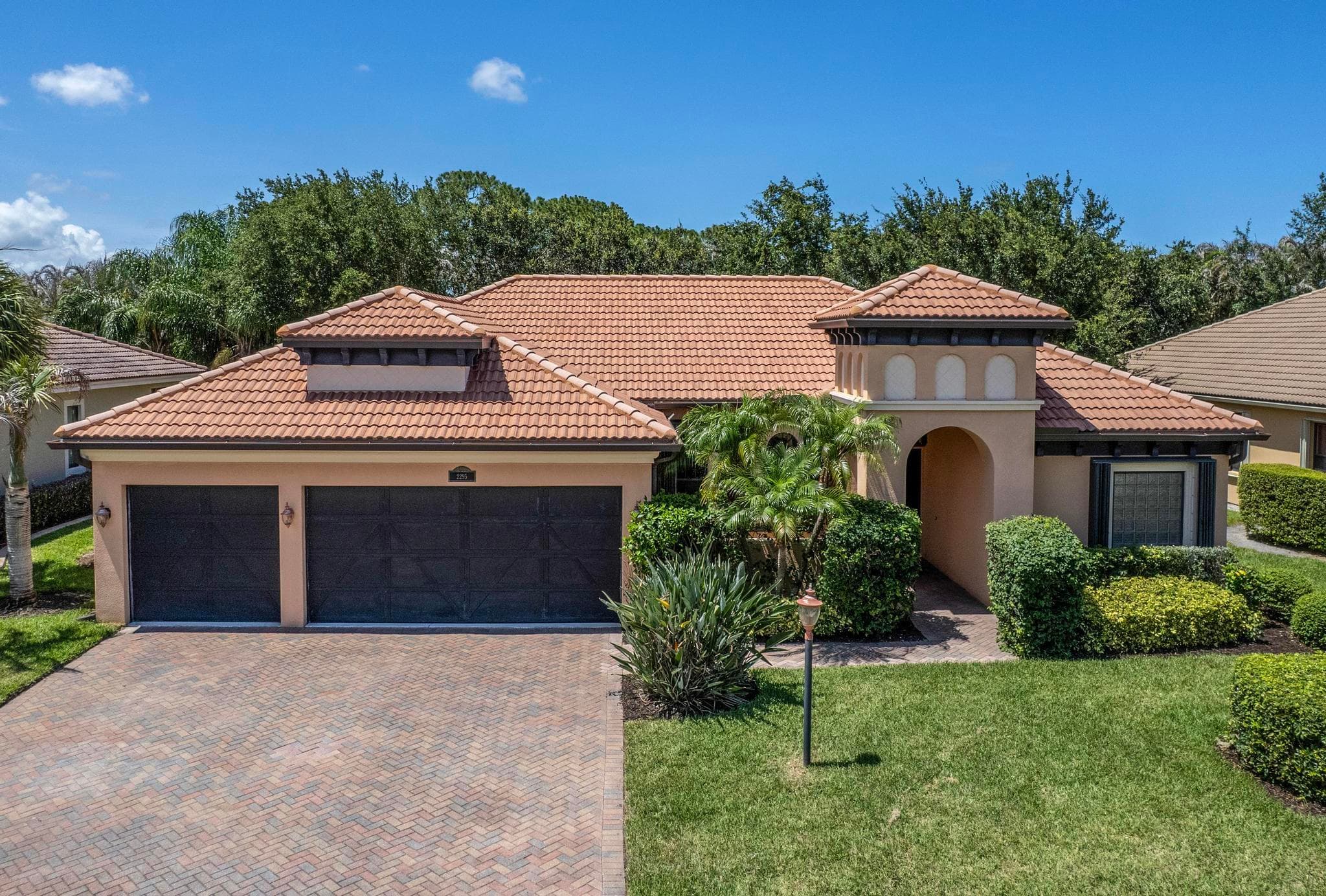 2295 NW Diamond Creek Way, Jensen Beach, FL 34957 — photo 1 of 39
