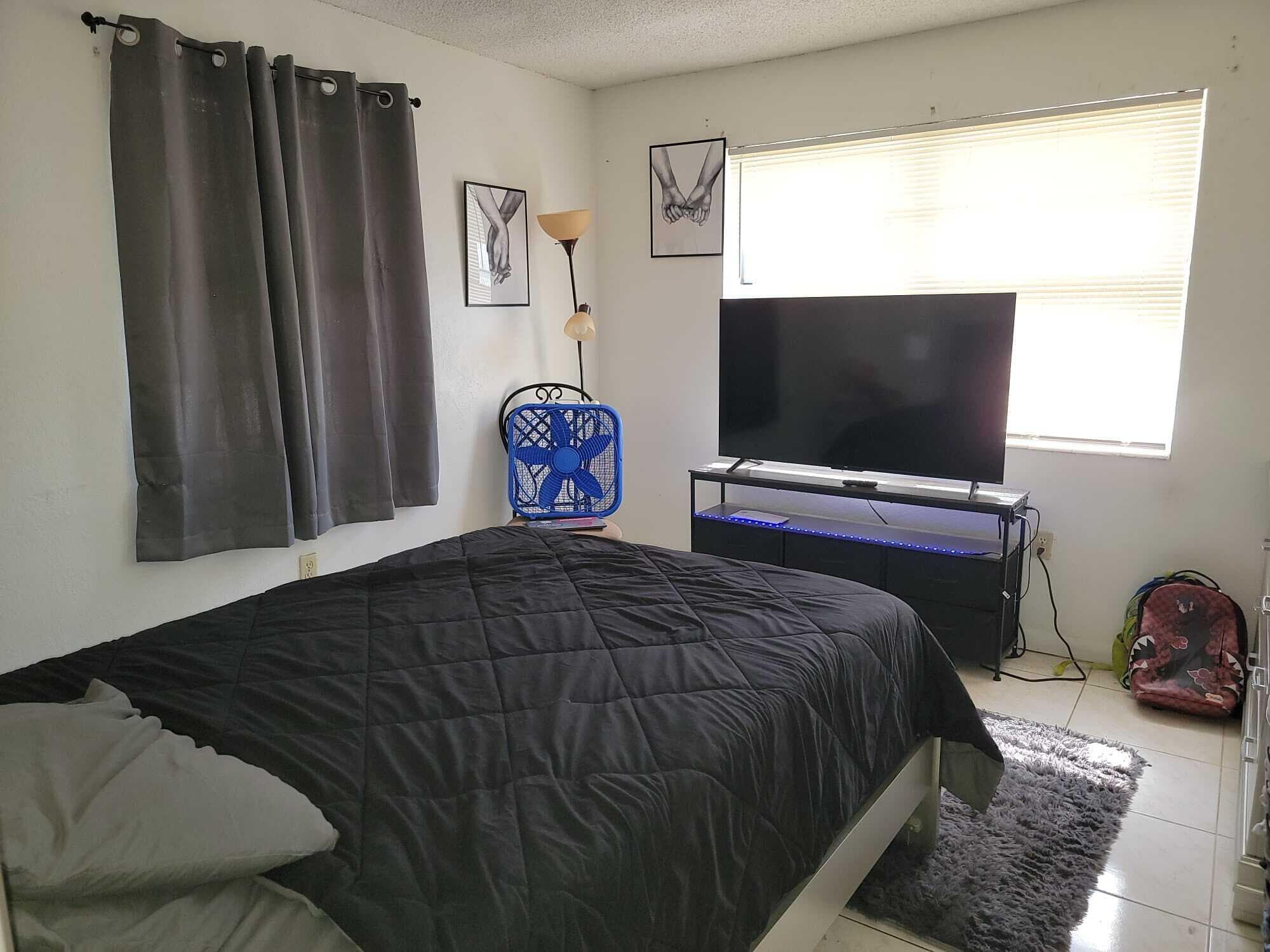 606 NW 179th Street, Miami Gardens, FL 33169 — photo 9 of 11