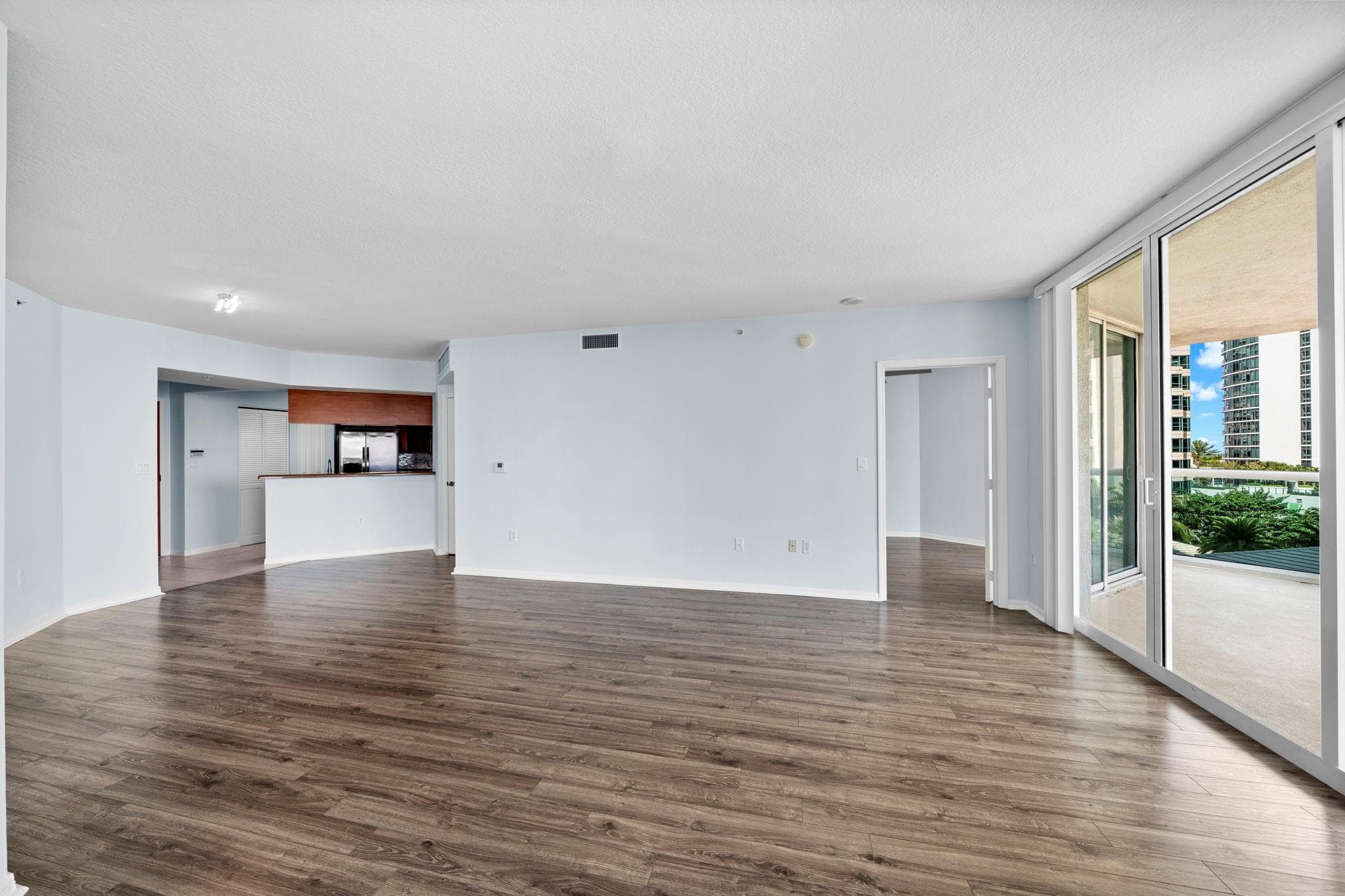 347 N New River Dr Drive 1110, Fort Lauderdale, FL 33301 — photo 10 of 36