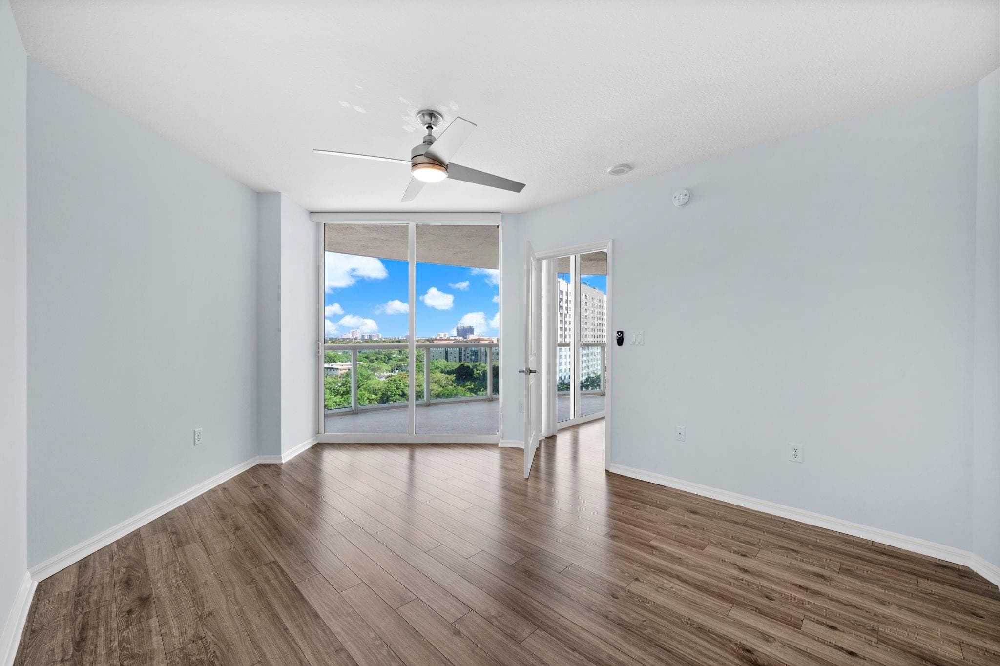 347 N New River Dr Drive 1110, Fort Lauderdale, FL 33301 — photo 16 of 36