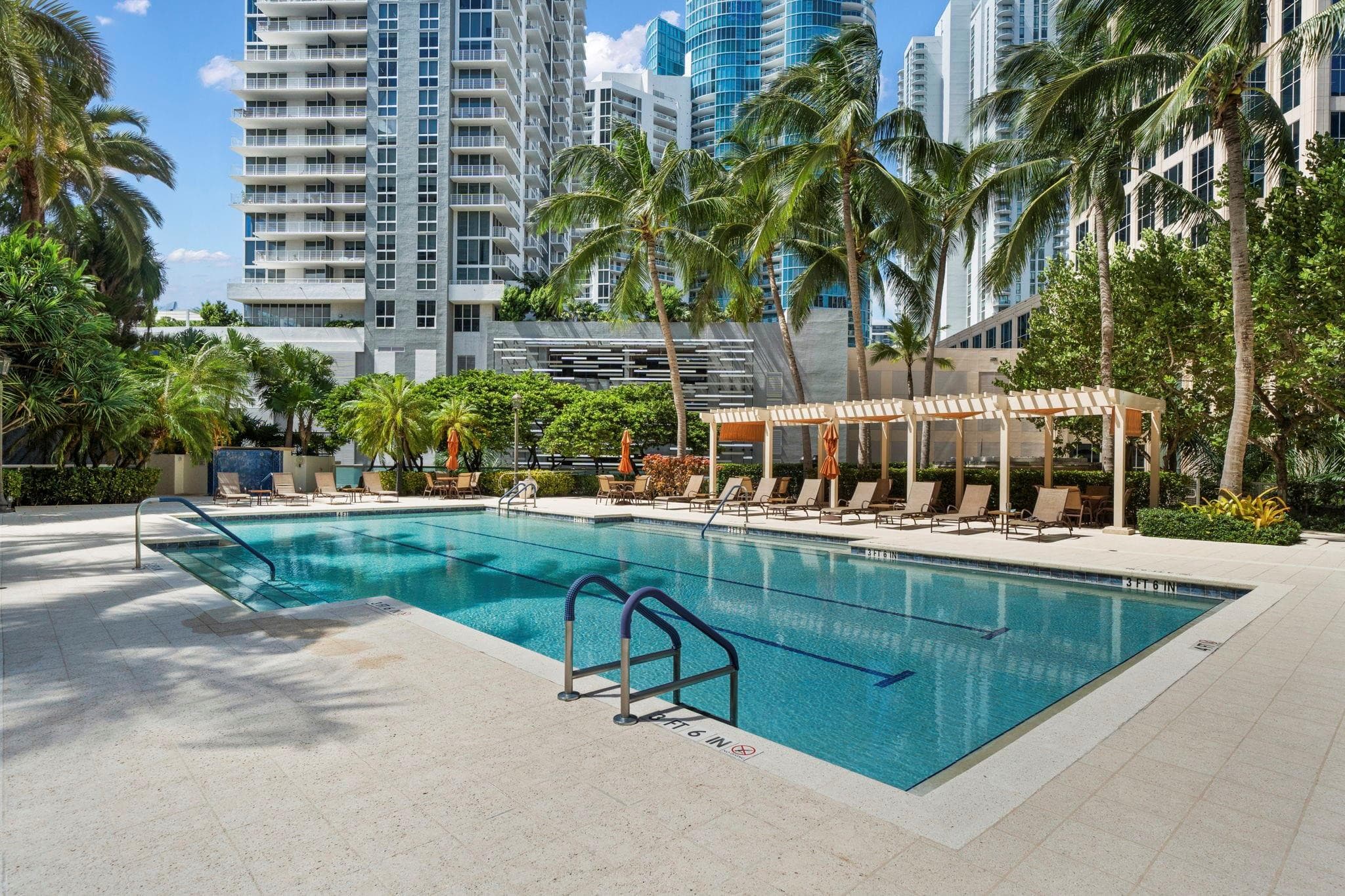 347 N New River Dr Drive 1110, Fort Lauderdale, FL 33301 — photo 21 of 36