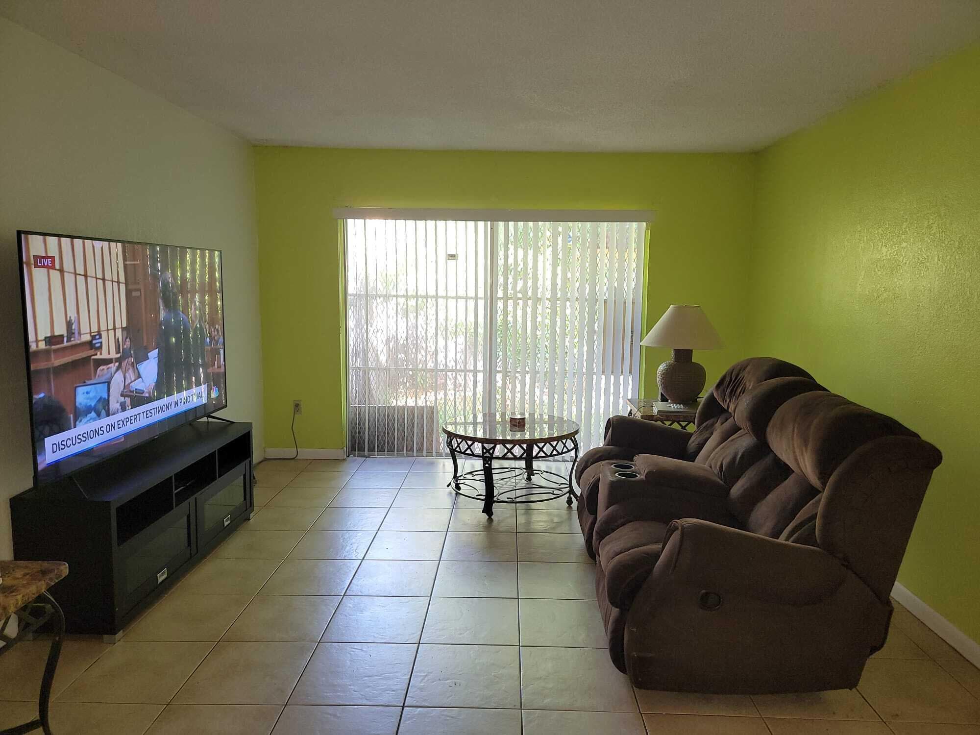 606 NW 179th Street, Miami Gardens, FL 33169 — photo 3 of 11