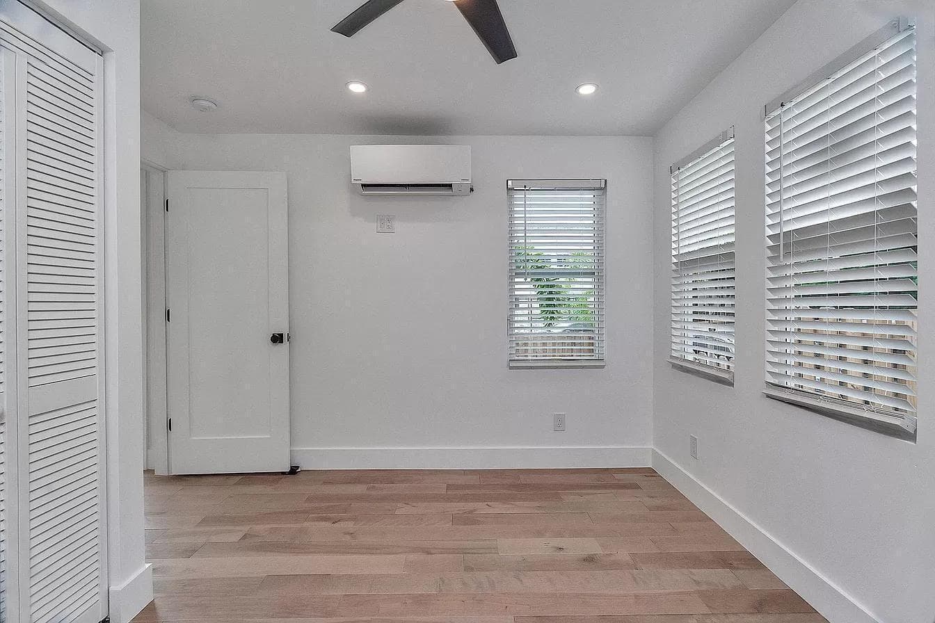 829 N K Street, Lake Worth Beach, FL 33460 — photo 12 of 16
