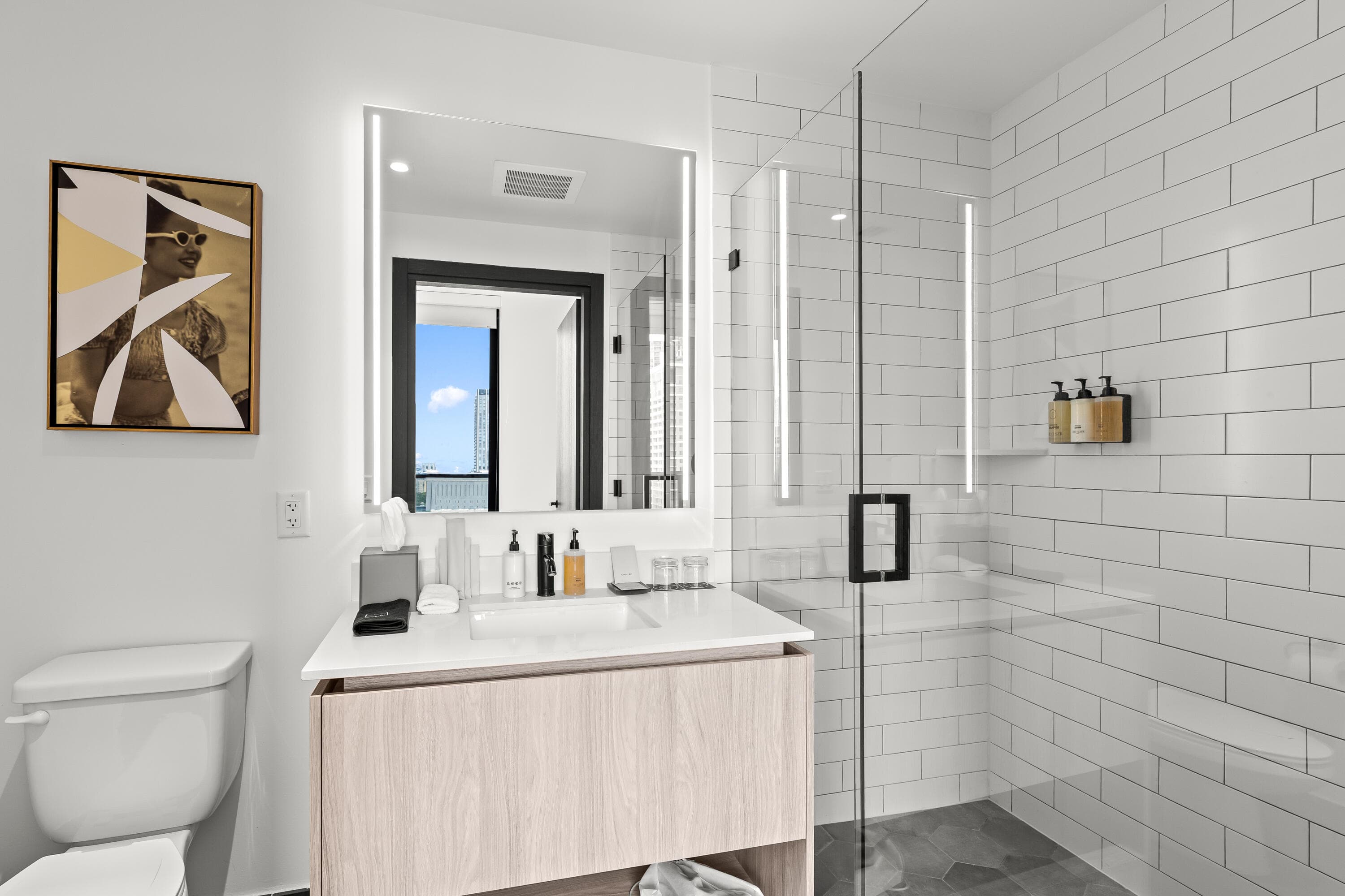 398 NE 5th Street 2118, Miami, FL 33132 — photo 14 of 40