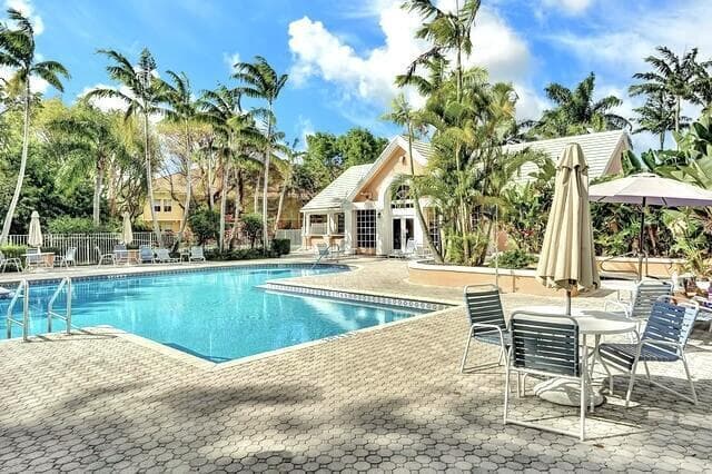 1335 Crystal Way A, Delray Beach, FL 33444 — photo 24 of 28