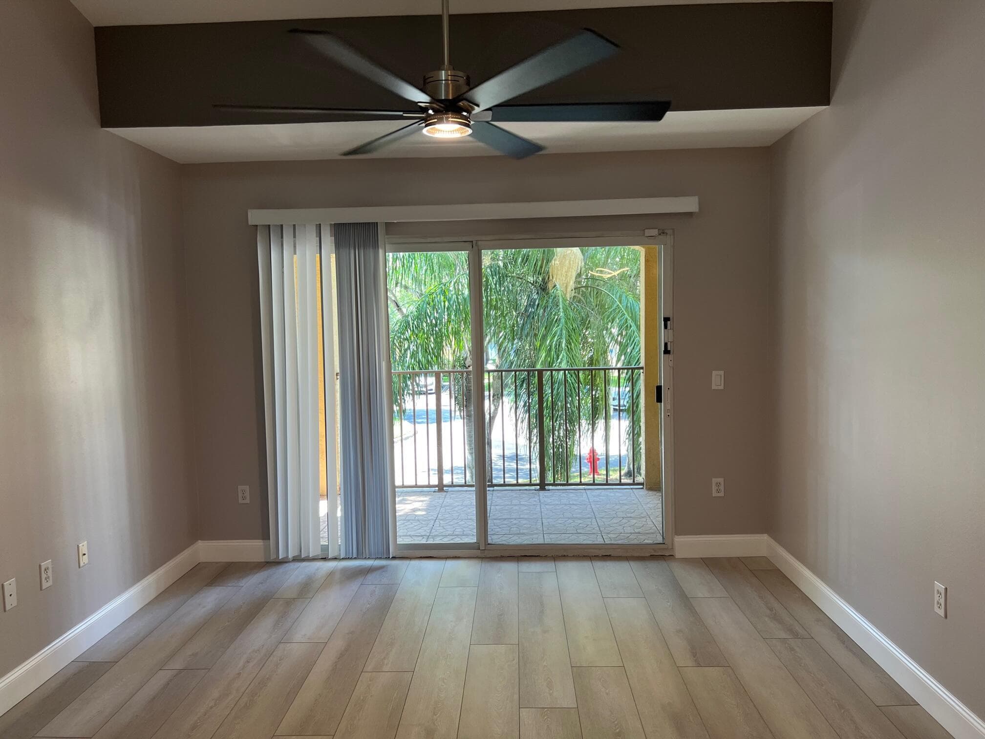 4220 San Marino Boulevard 201, West Palm Beach, FL 33409 — photo 7 of 14