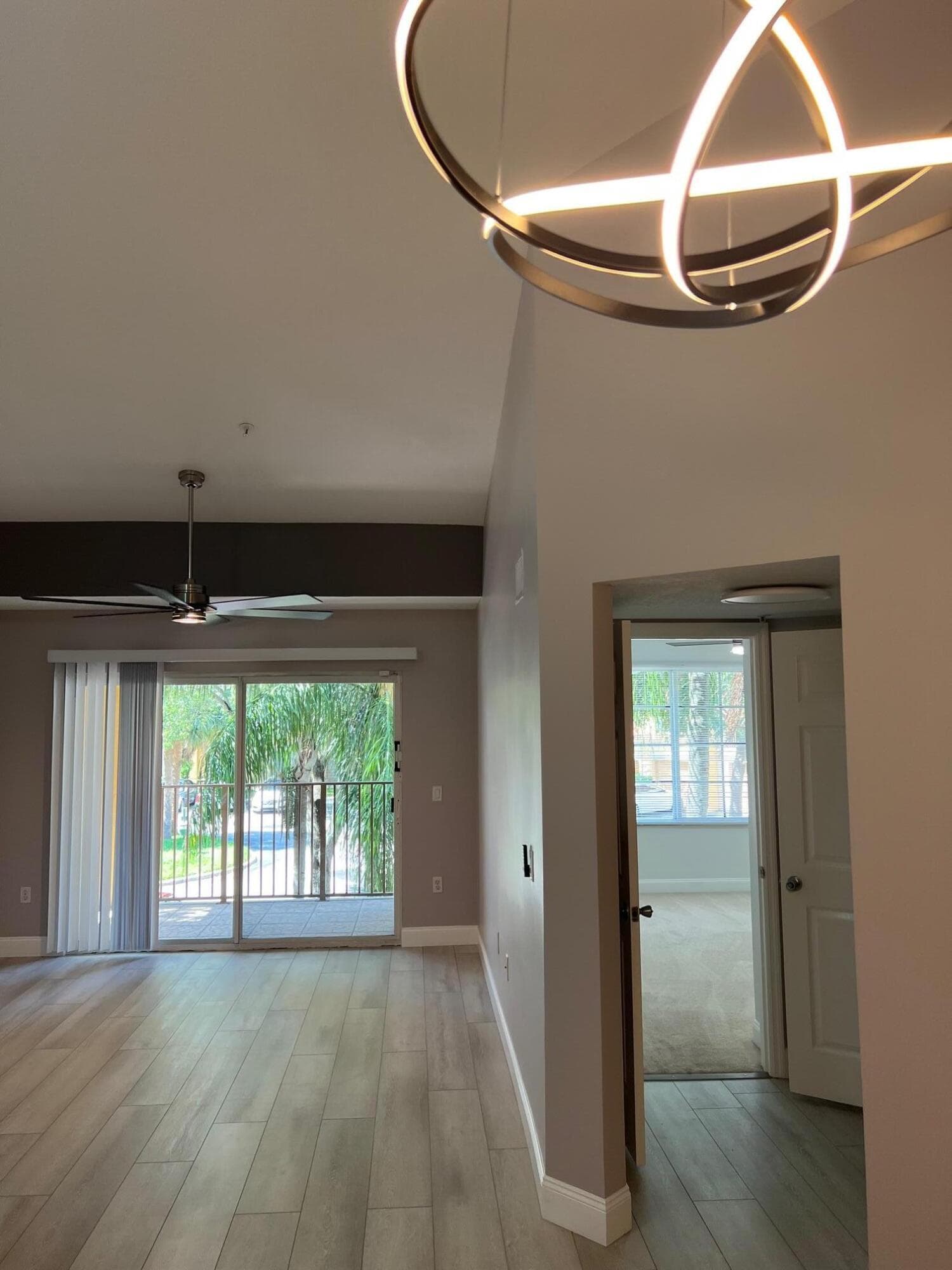 4220 San Marino Boulevard 201, West Palm Beach, FL 33409 — photo 8 of 14