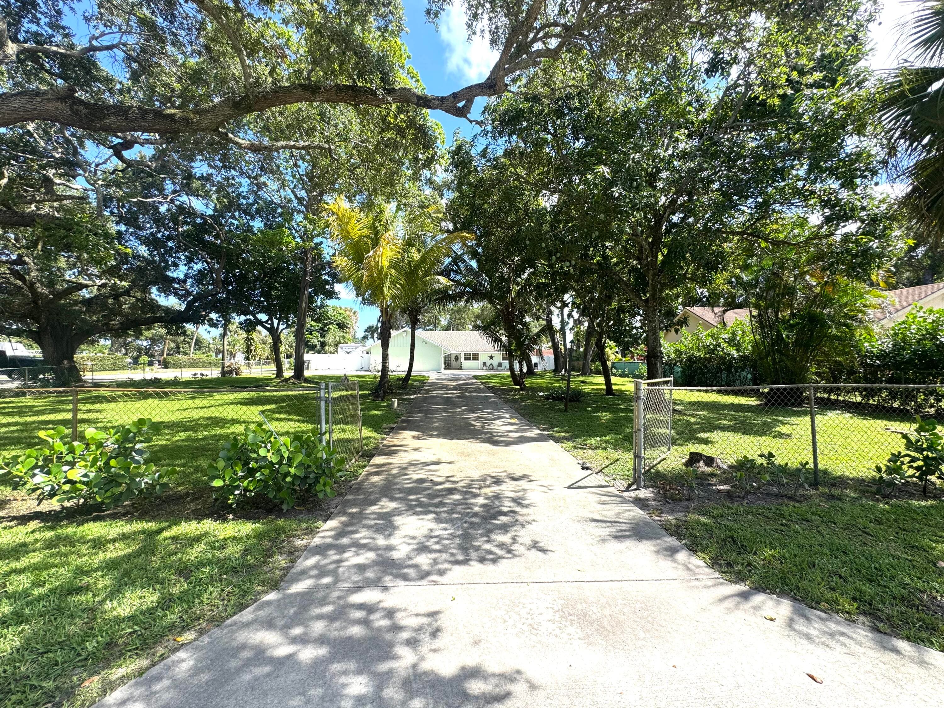 2518 Ranch House Road, West Palm Beach, FL 33406 — photo 5 of 26
