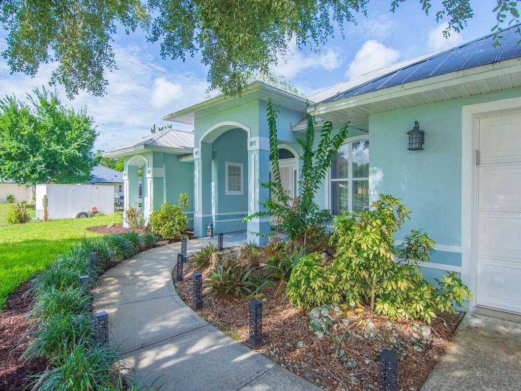 6760 51st Avenue, Vero Beach, FL 32967 — photo 4 of 21