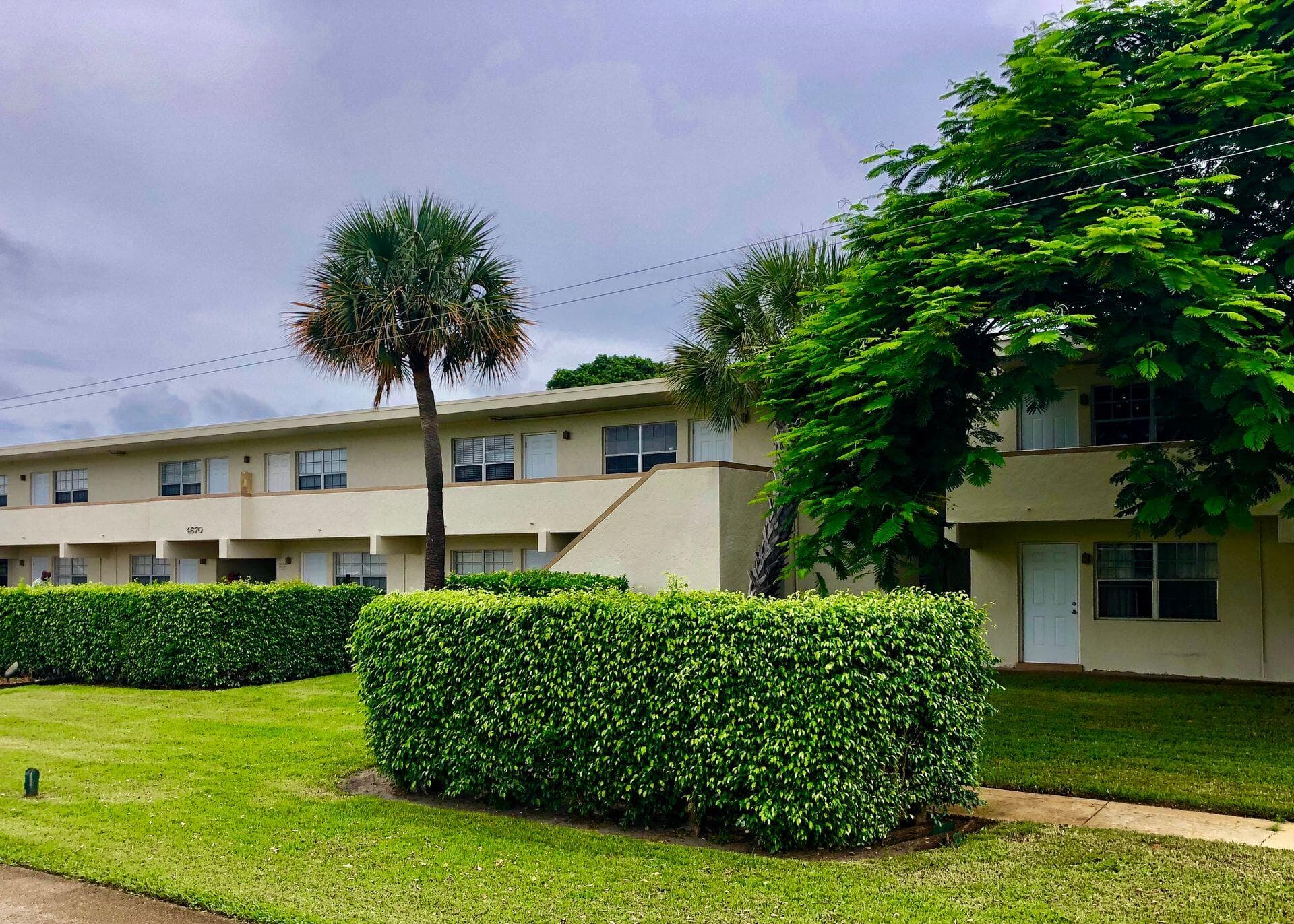 4670 NE 5th Avenue 5, Boca Raton, FL 33431 — photo 1 of 8