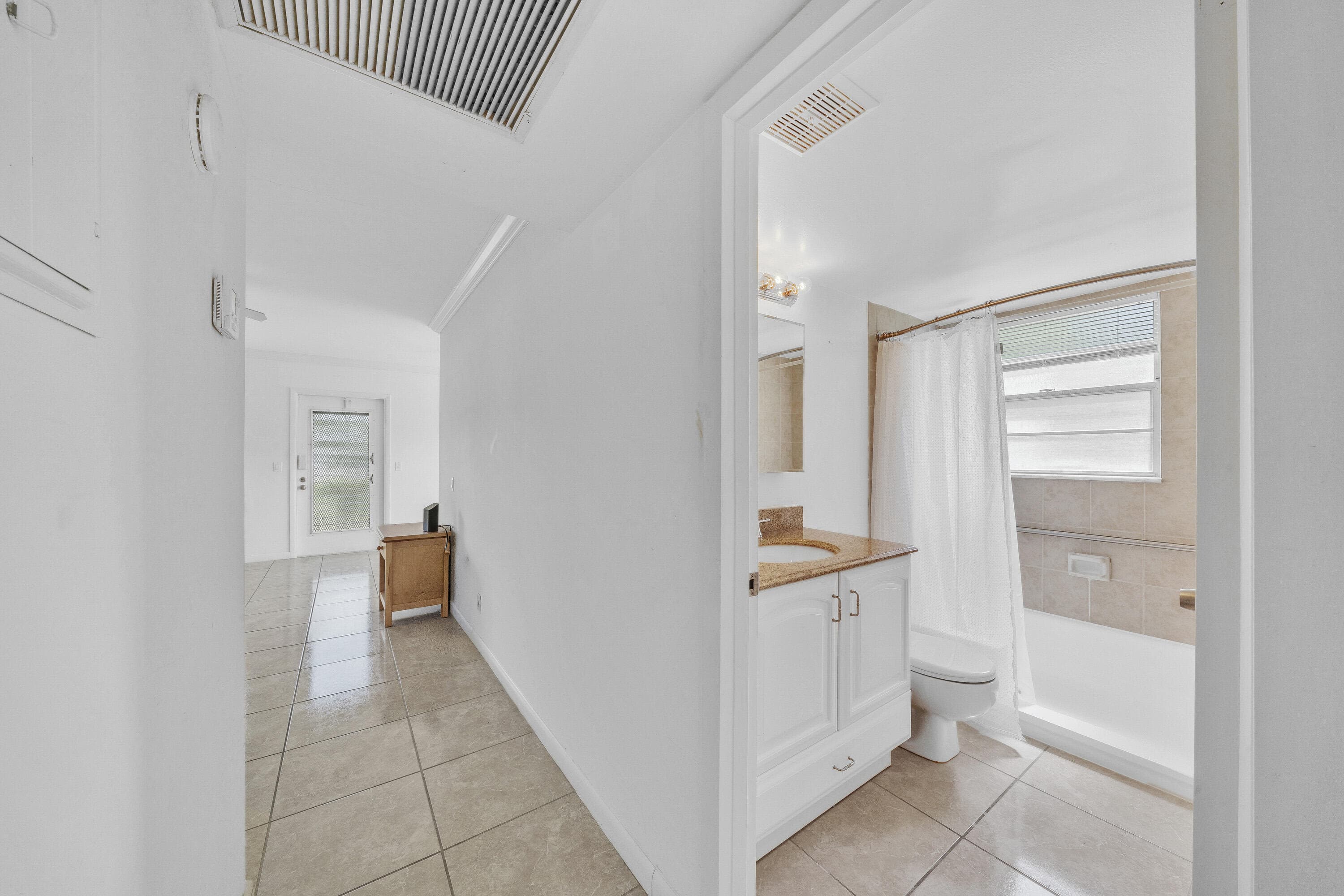 169 Suffolk E, Boca Raton, FL 33434 — photo 26 of 39