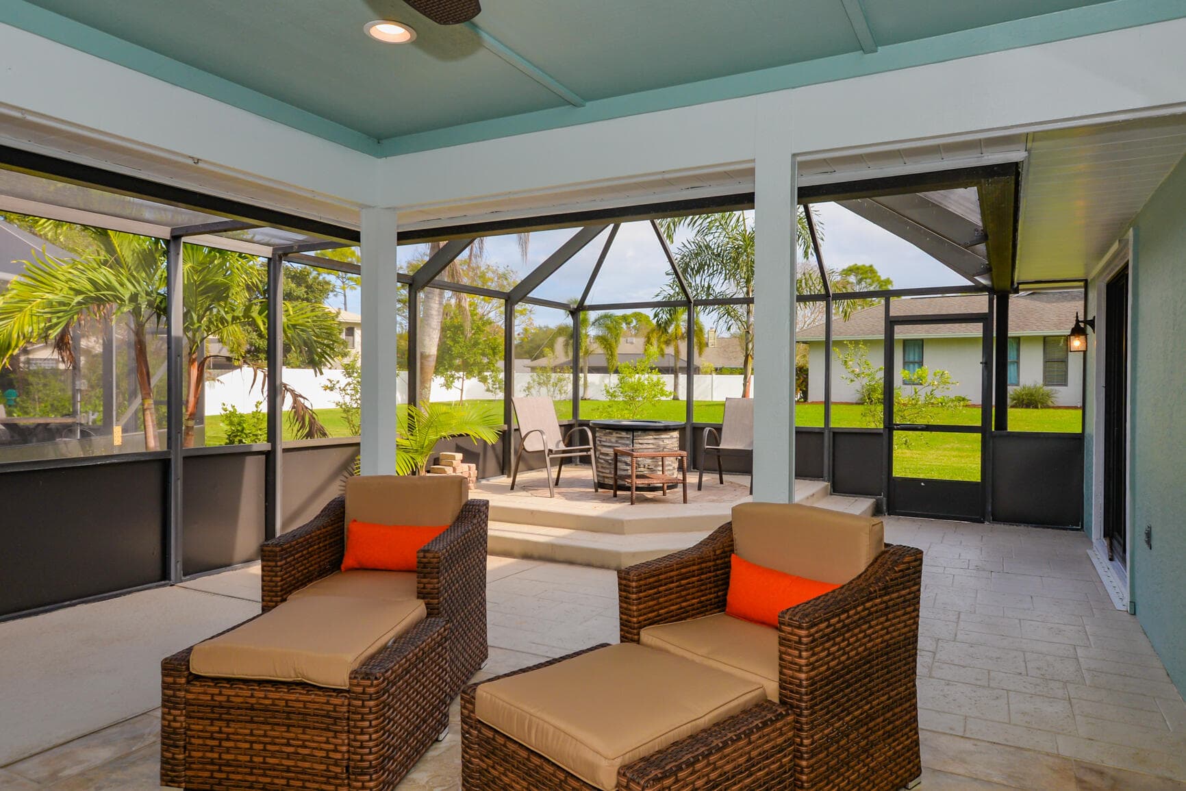 2411 NE Pinecrest Lakes Boulevard, Jensen Beach, FL 34957 — photo 3 of 44