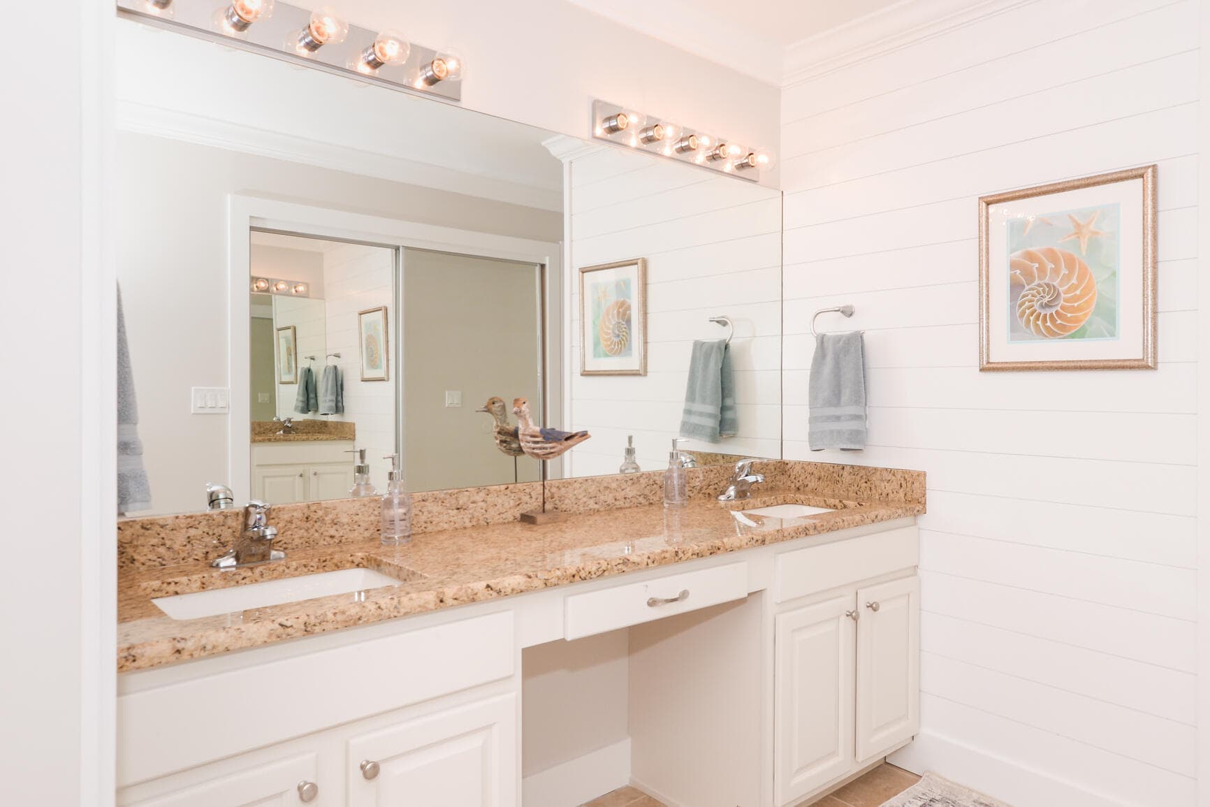 2411 NE Pinecrest Lakes Boulevard, Jensen Beach, FL 34957 — photo 19 of 44