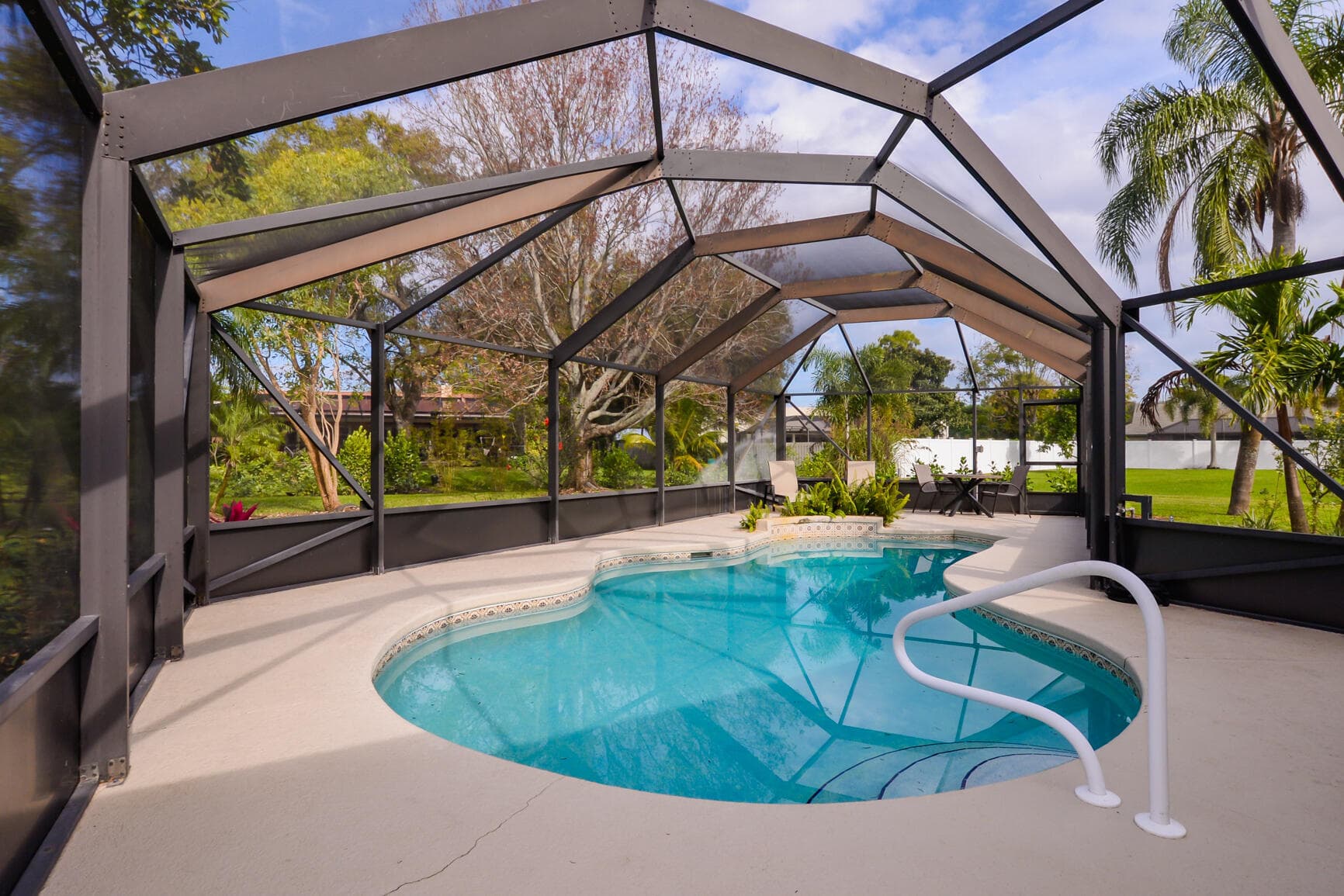 2411 NE Pinecrest Lakes Boulevard, Jensen Beach, FL 34957 — photo 35 of 44