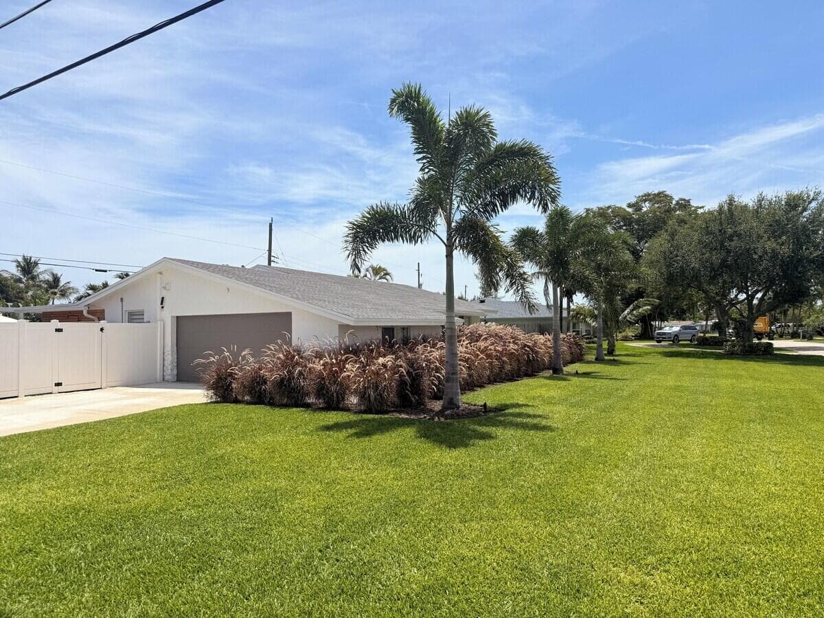 541 Ibis Drive, Delray Beach, FL 33444 — photo 2 of 26