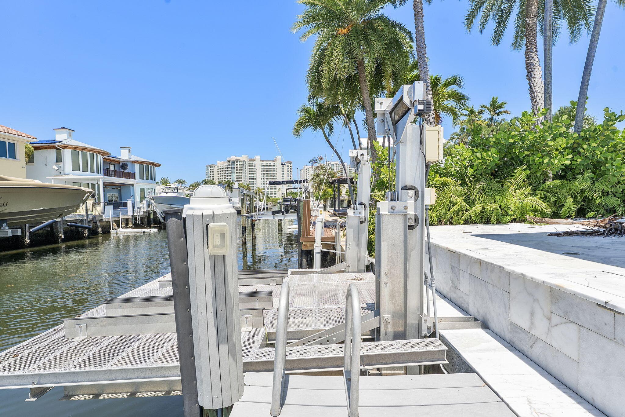 831 Dover Street, Boca Raton, FL 33487 — photo 78 of 86