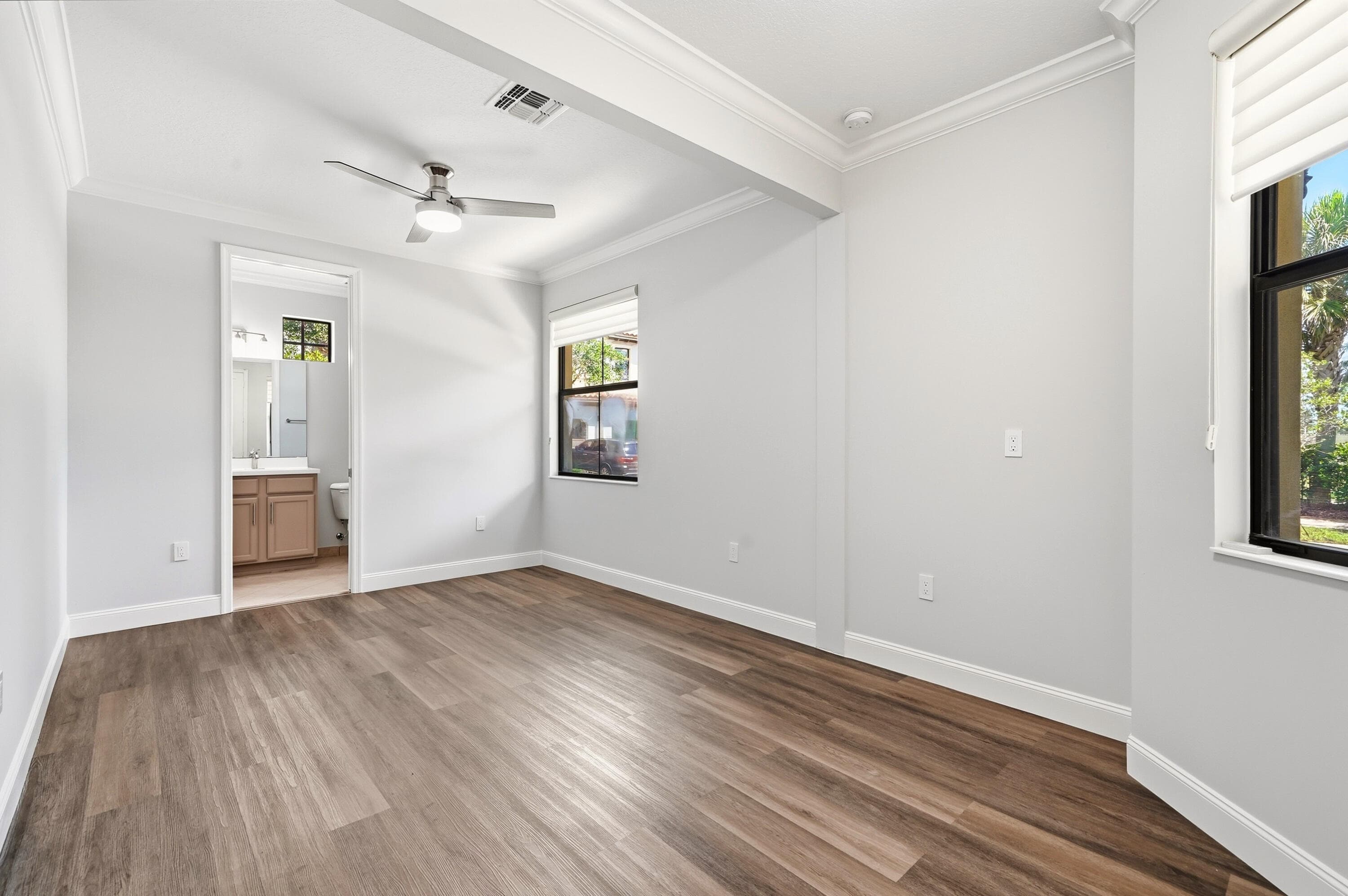 3390 NW 125th Avenue, Sunrise, FL 33323 — photo 13 of 41