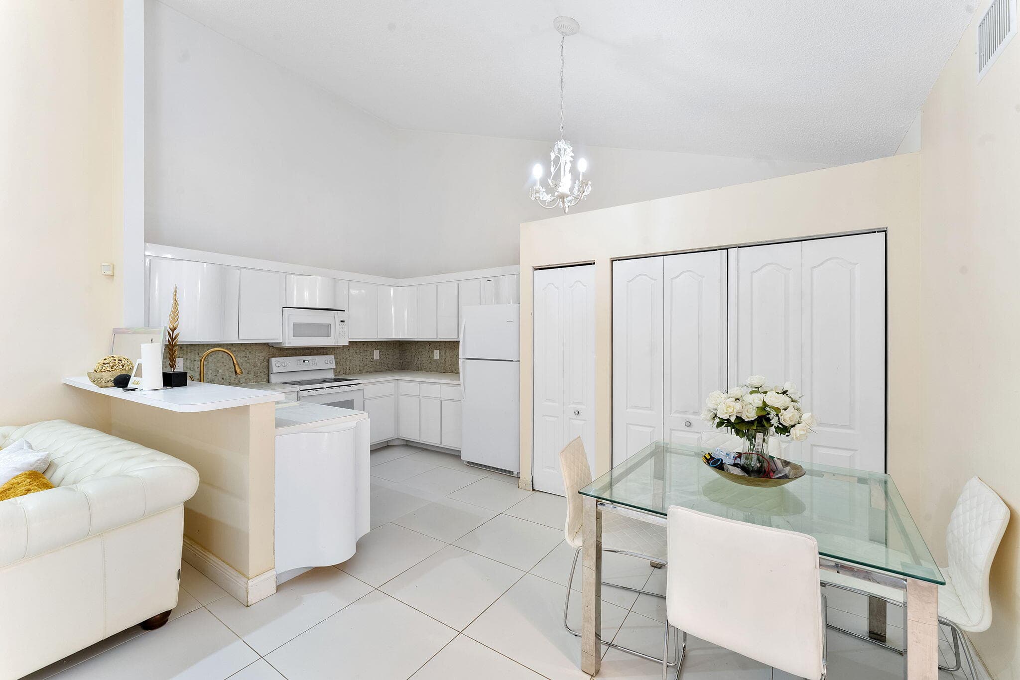 4353 Woodstock Drive A, West Palm Beach, FL 33409 — photo 4 of 25