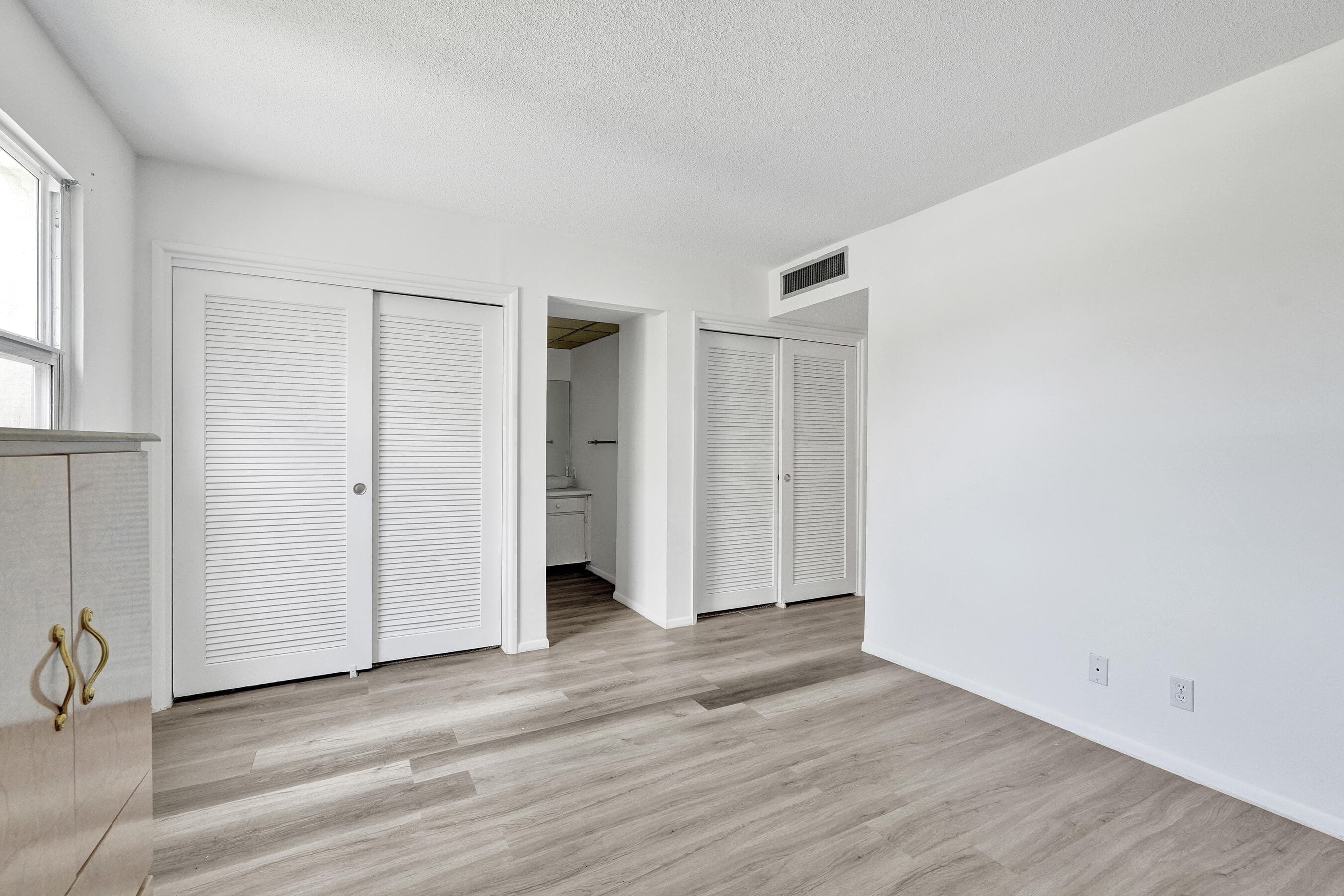 2540 Boundbrook Boulevard 205, West Palm Beach, FL 33406 — photo 6 of 47