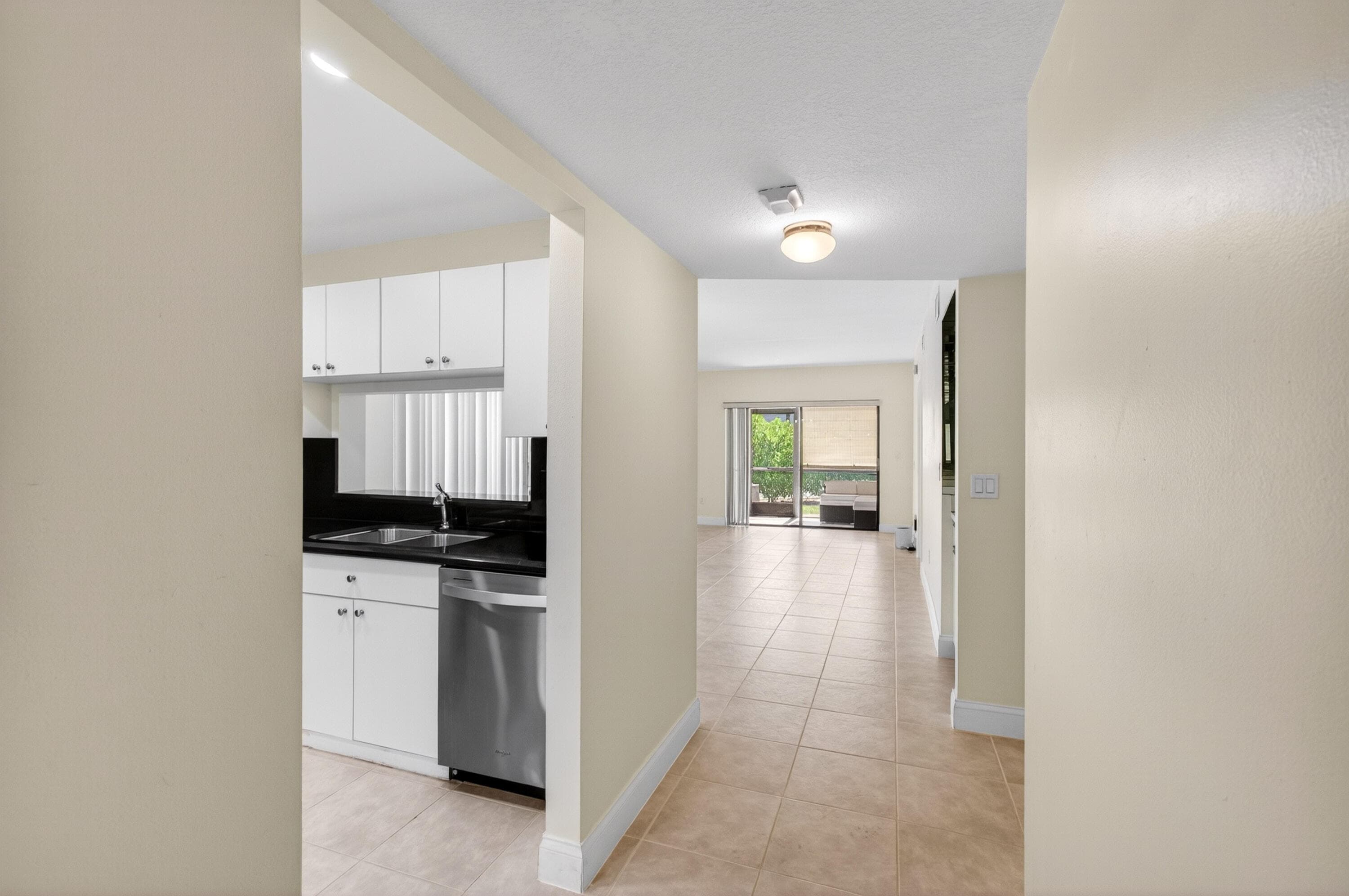 351 Club Circle 101, Boca Raton, FL 33487 — photo 12 of 55