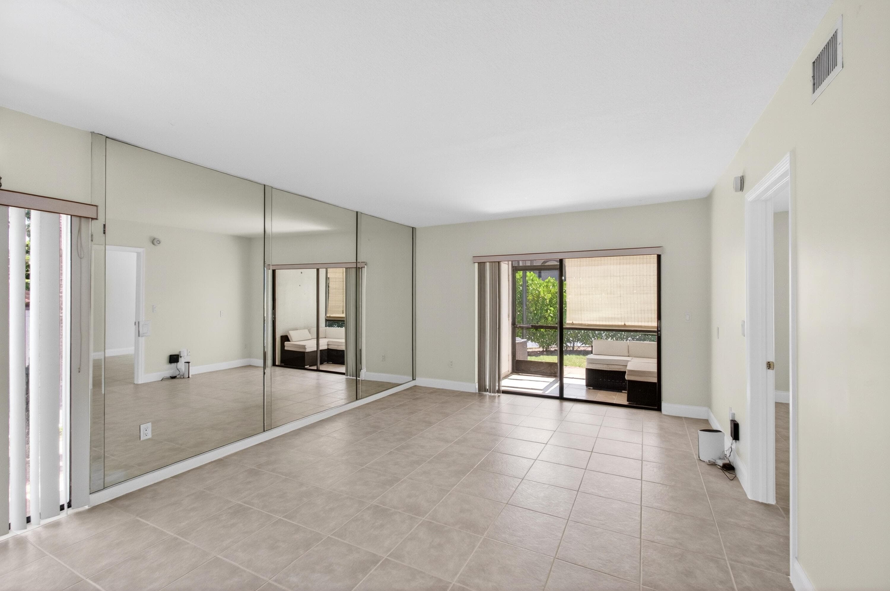 351 Club Circle 101, Boca Raton, FL 33487 — photo 14 of 55