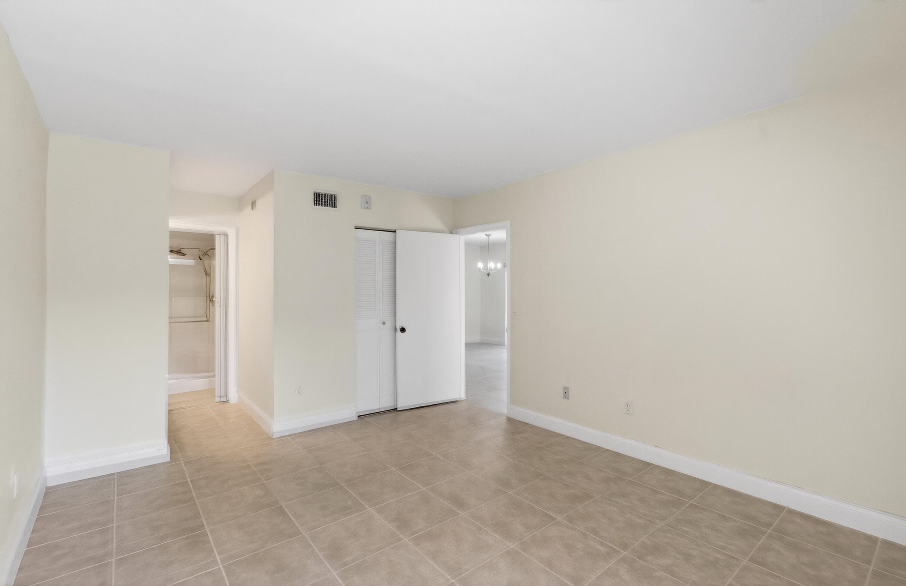 351 Club Circle 101, Boca Raton, FL 33487 — photo 35 of 55
