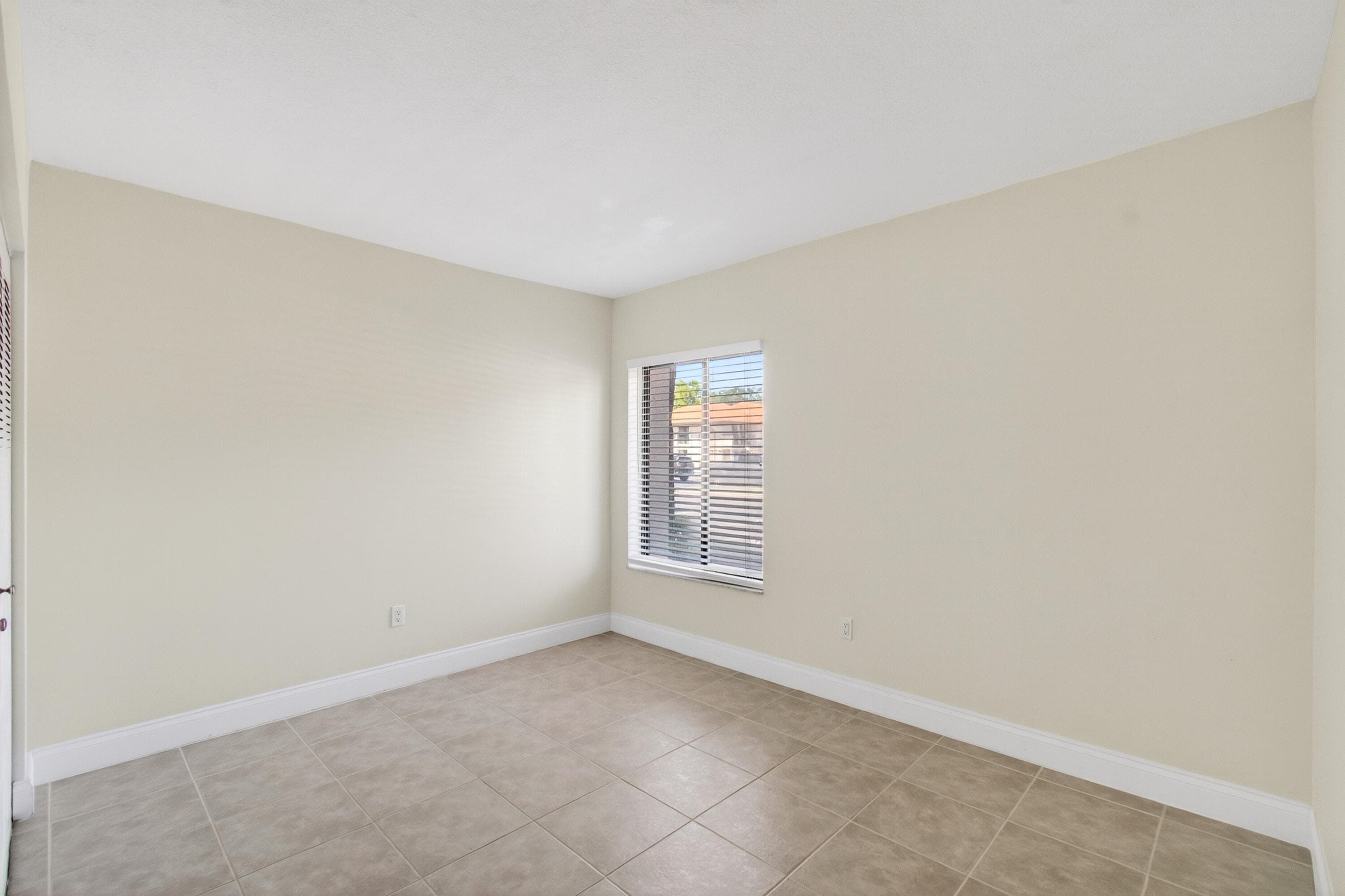 351 Club Circle 101, Boca Raton, FL 33487 — photo 41 of 55