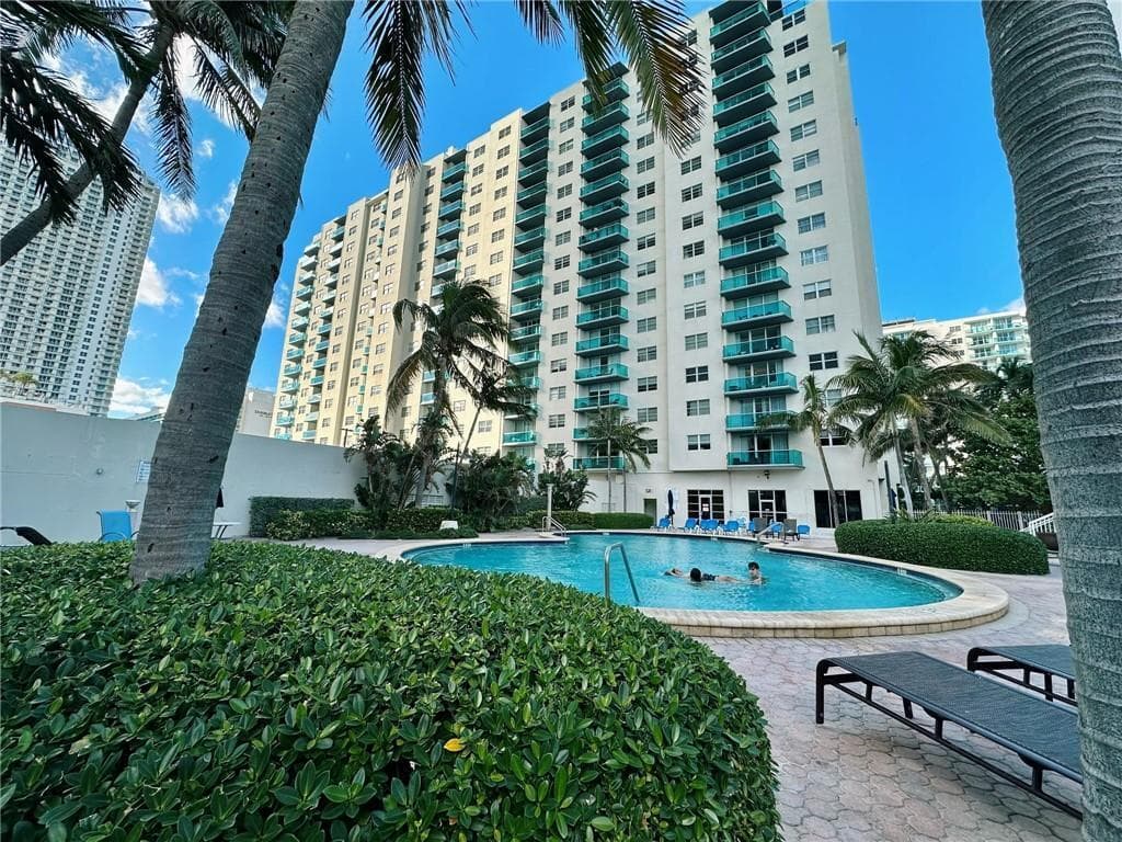 4001 S Ocean Drive 3h, Hollywood, FL 33019 — photo 31 of 36