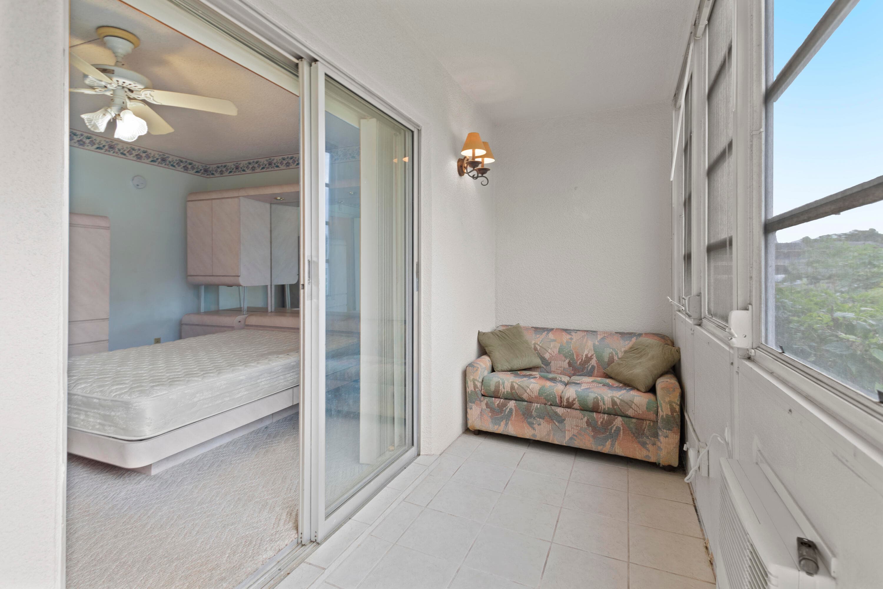 270 Farnham L 270, Deerfield Beach, FL 33442 — photo 9 of 19