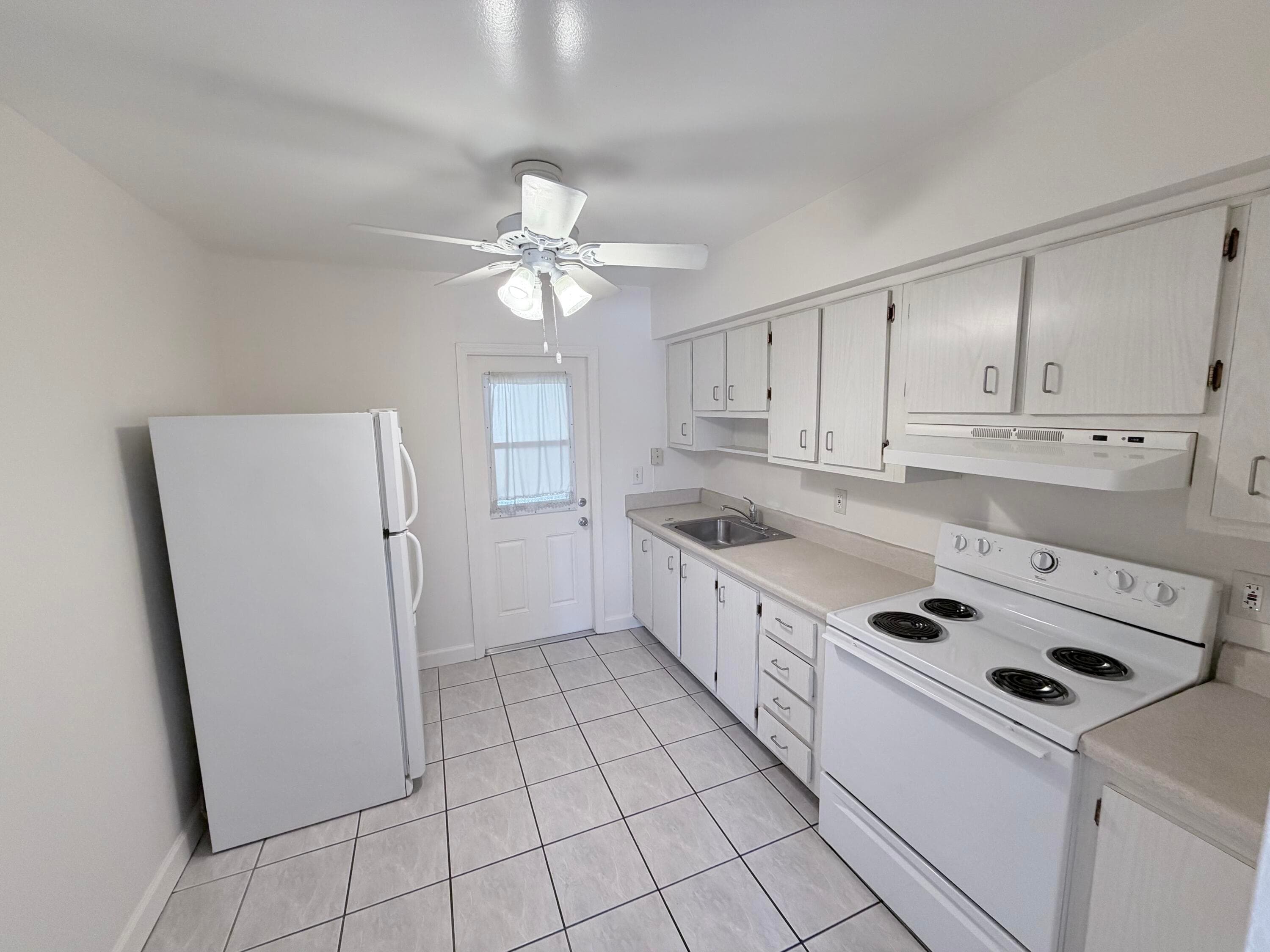 1851 NE 56 Street A, Fort Lauderdale, FL 33308 — photo 4 of 8