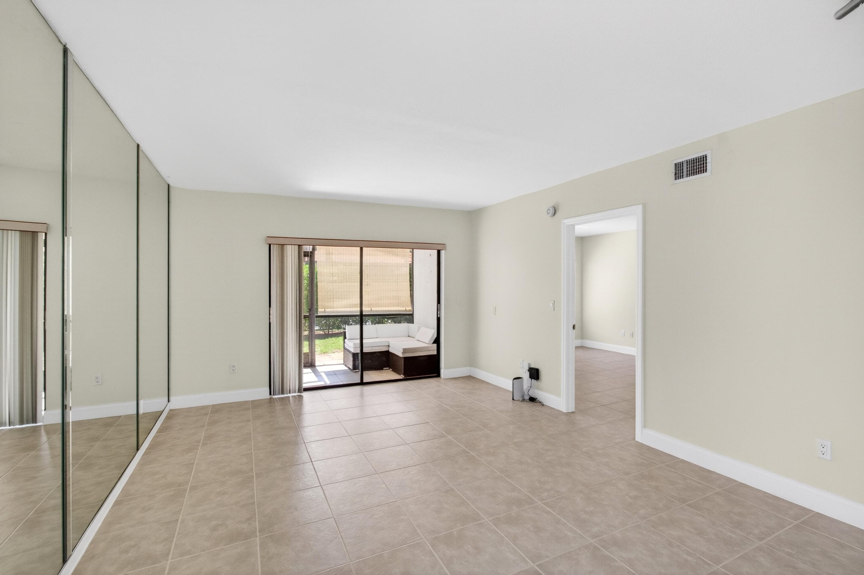 351 Club Circle 101, Boca Raton, FL 33487 — photo 16 of 55