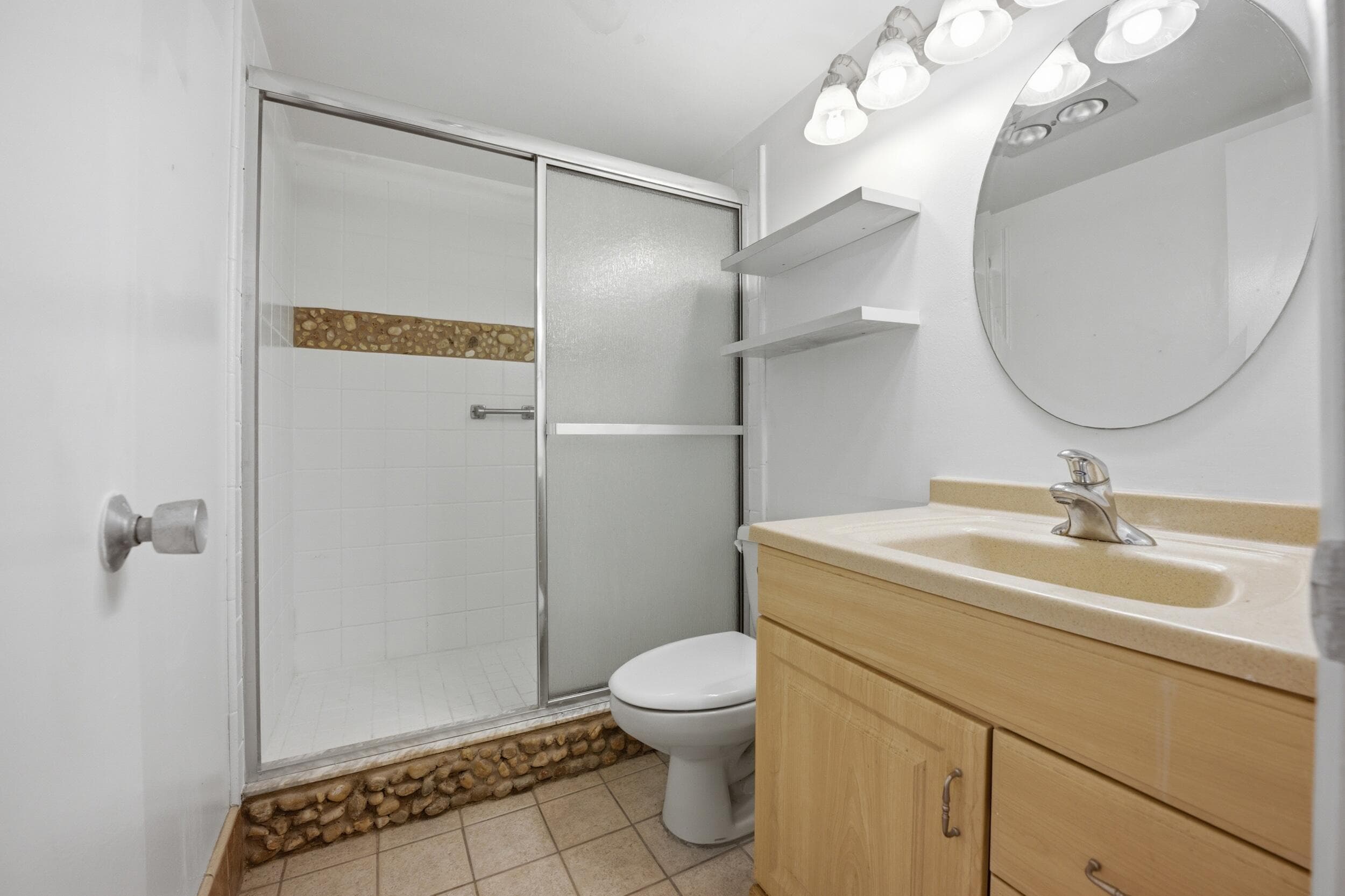 98 E Cambridge E, West Palm Beach, FL 33417 — photo 17 of 41