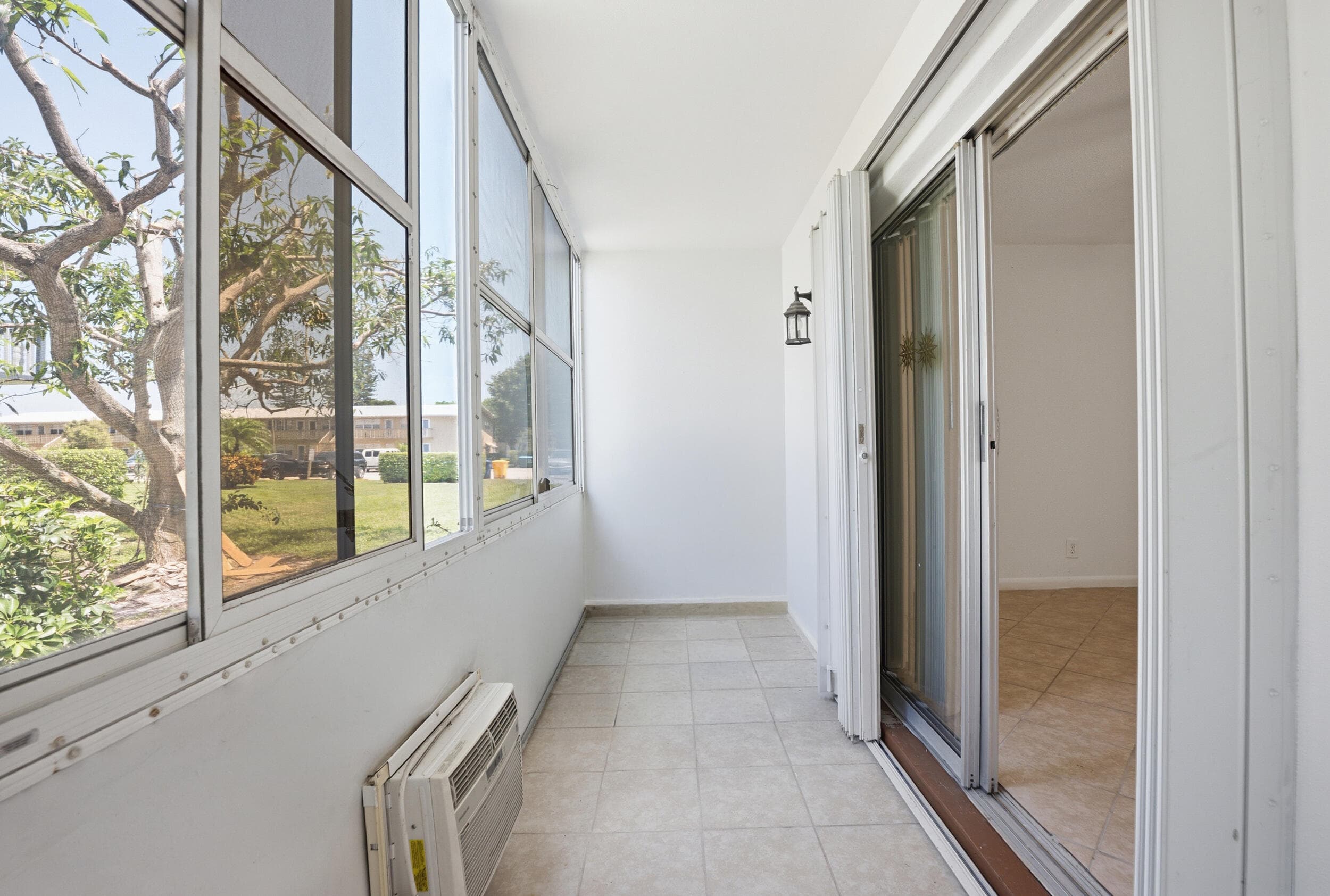 98 E Cambridge E, West Palm Beach, FL 33417 — photo 23 of 41