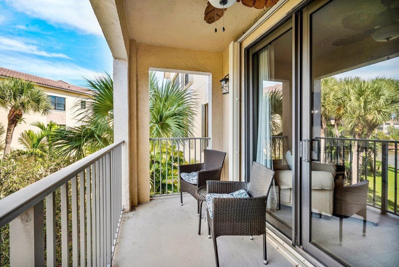 300 Uno Lago Drive 304, Juno Beach, FL 33408 — photo 21 of 24