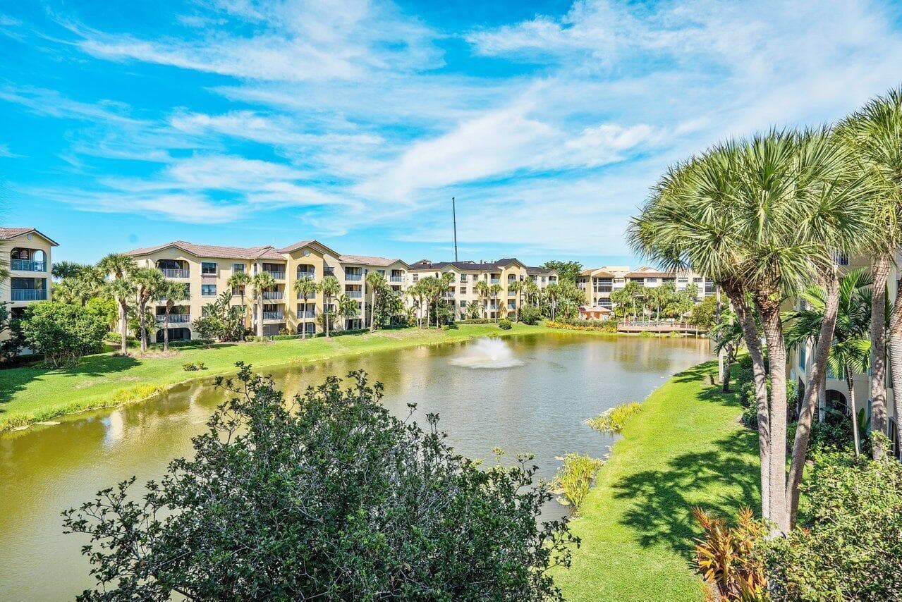 300 Uno Lago Drive 304, Juno Beach, FL 33408 — photo 22 of 24